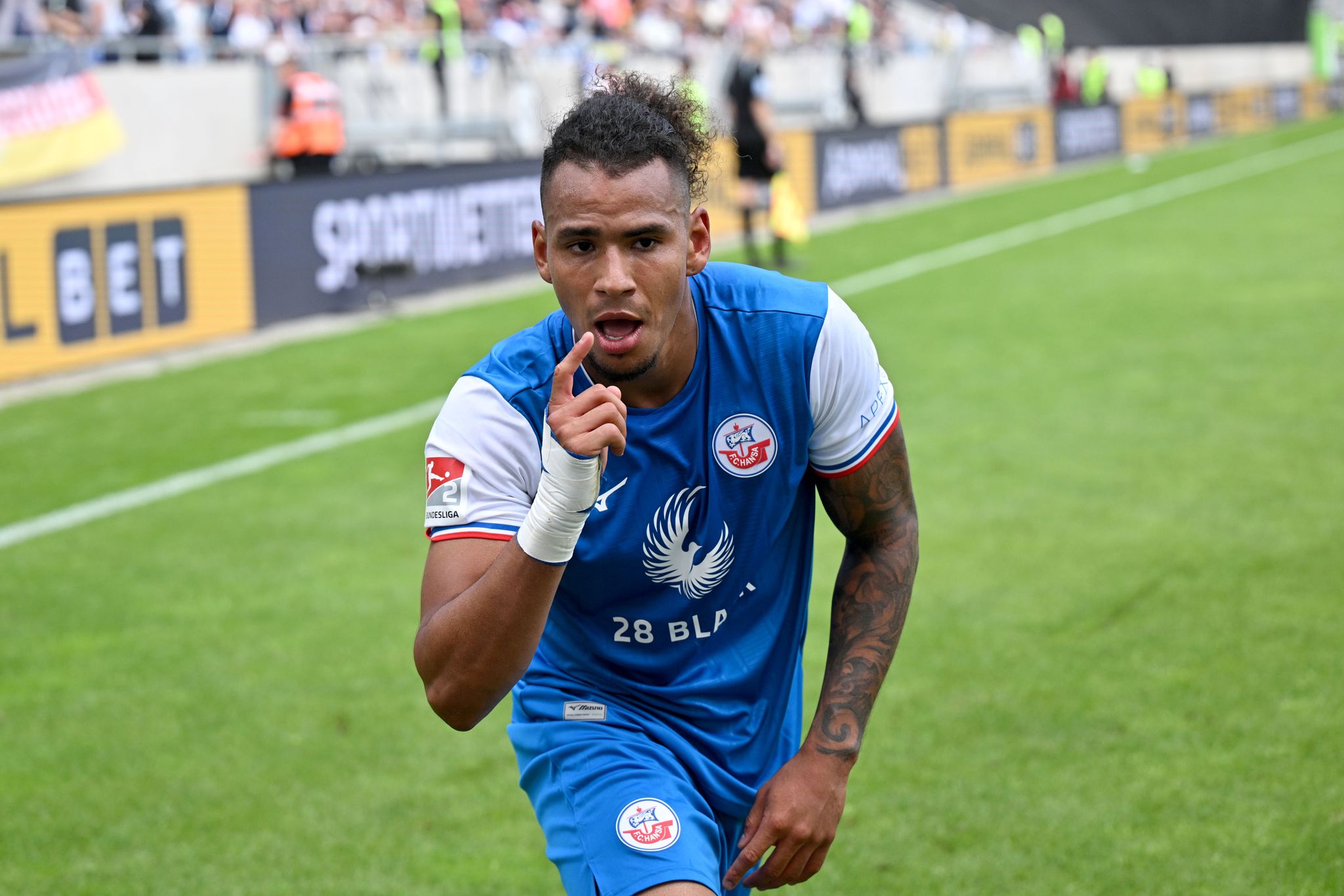 Dramatik in der Nachspielzeit – Perea feiert Traumdebüt