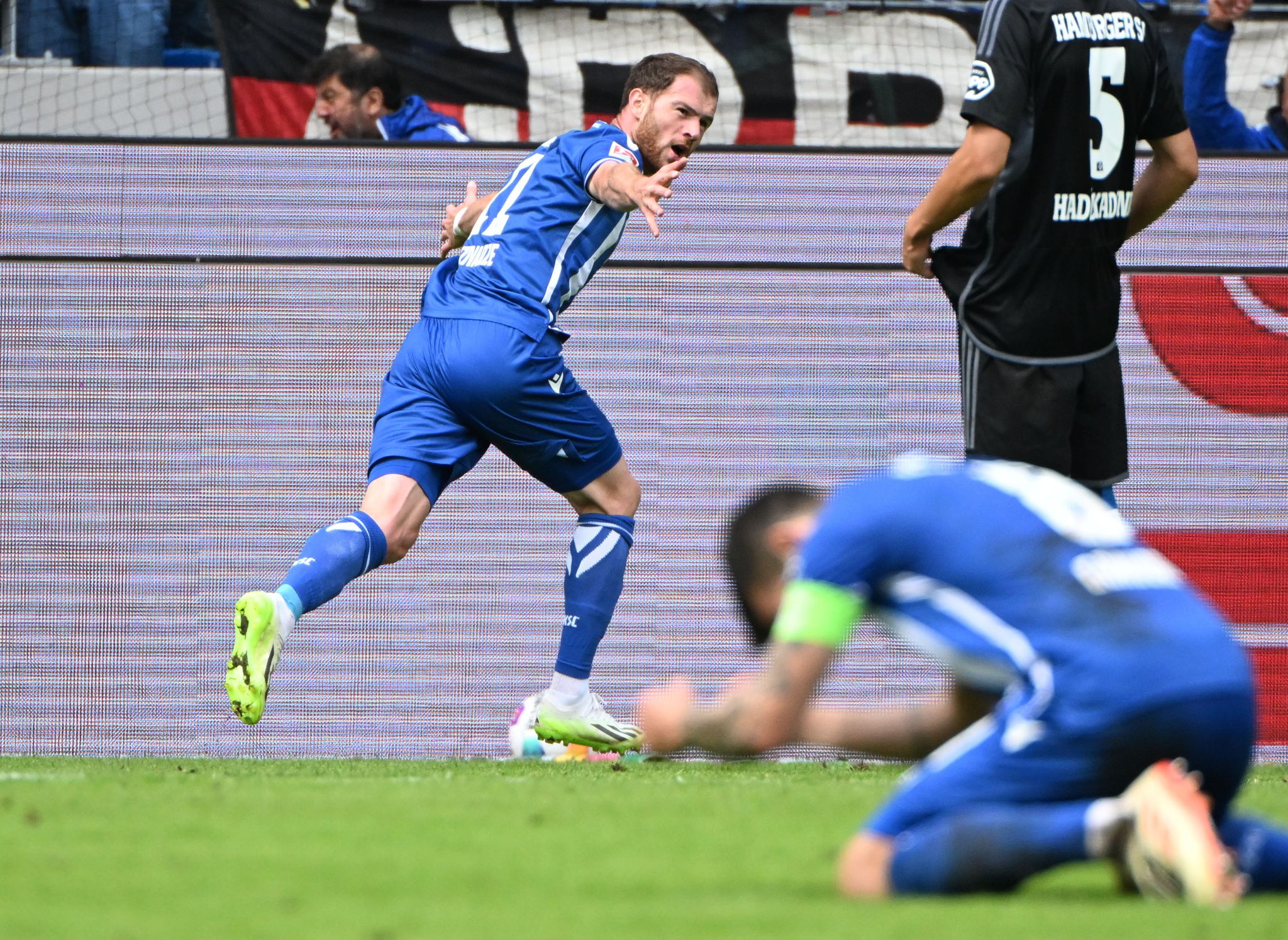 HSV verpasst Sprung auf Platz eins – Club rettet Remis