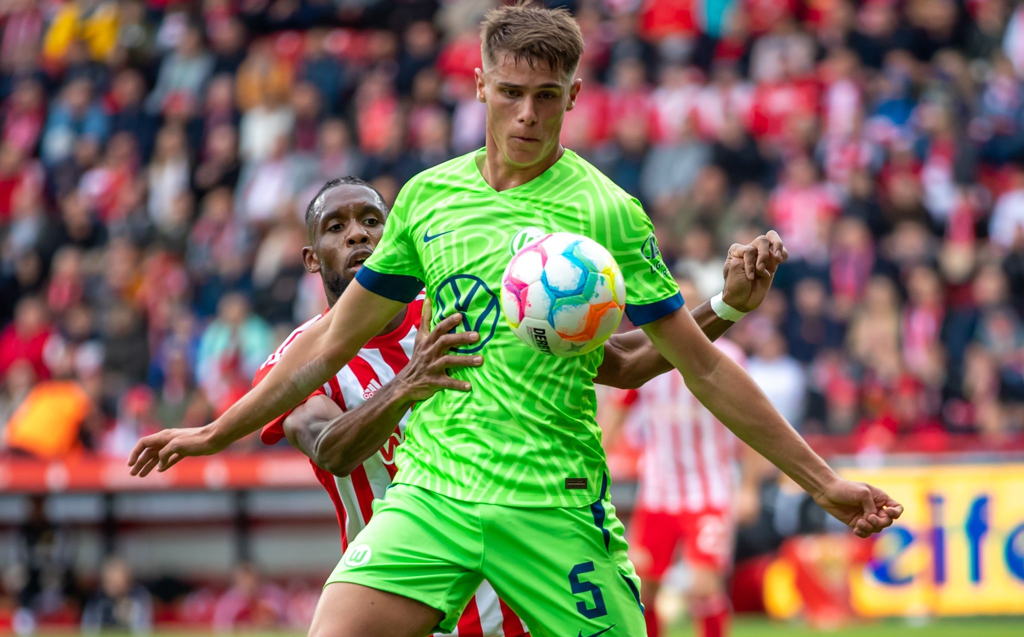 Van de Ven wechselt von Wolfsburg zu Tottenham