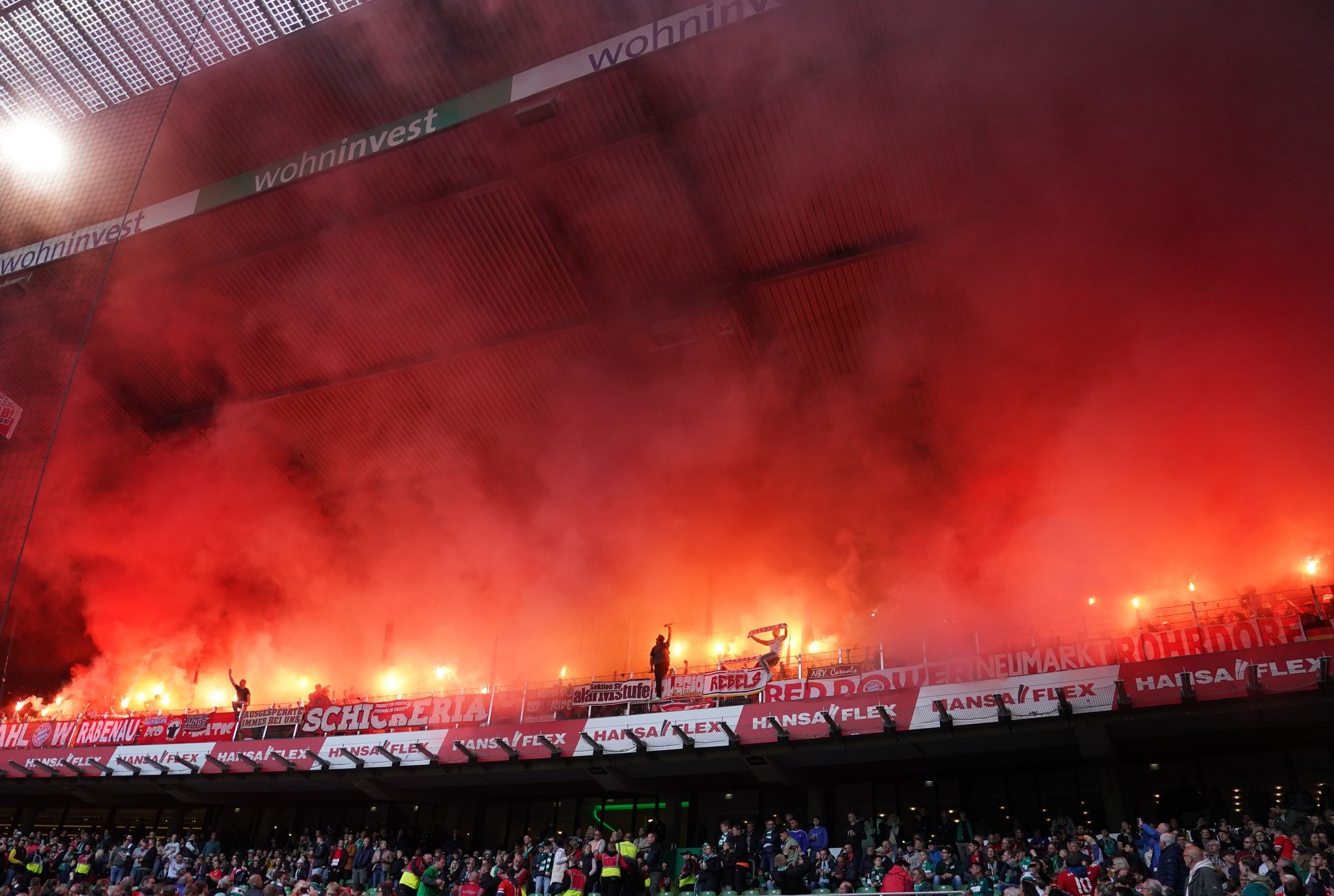 Nach Pyro-Vorfällen: Werder verlegt Gästeblock