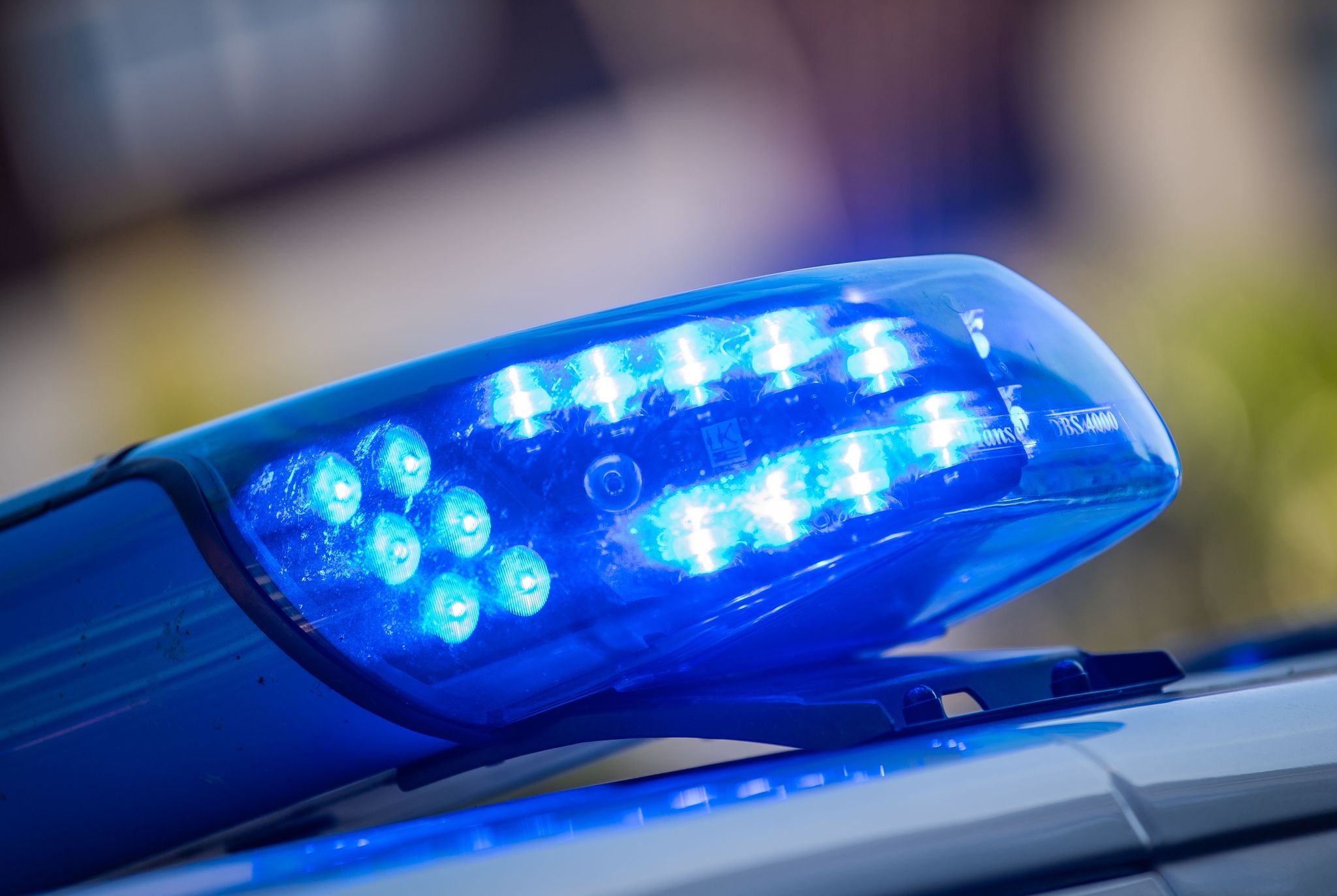 Polizist nach Schuss aus Dienstwaffe suspendiert