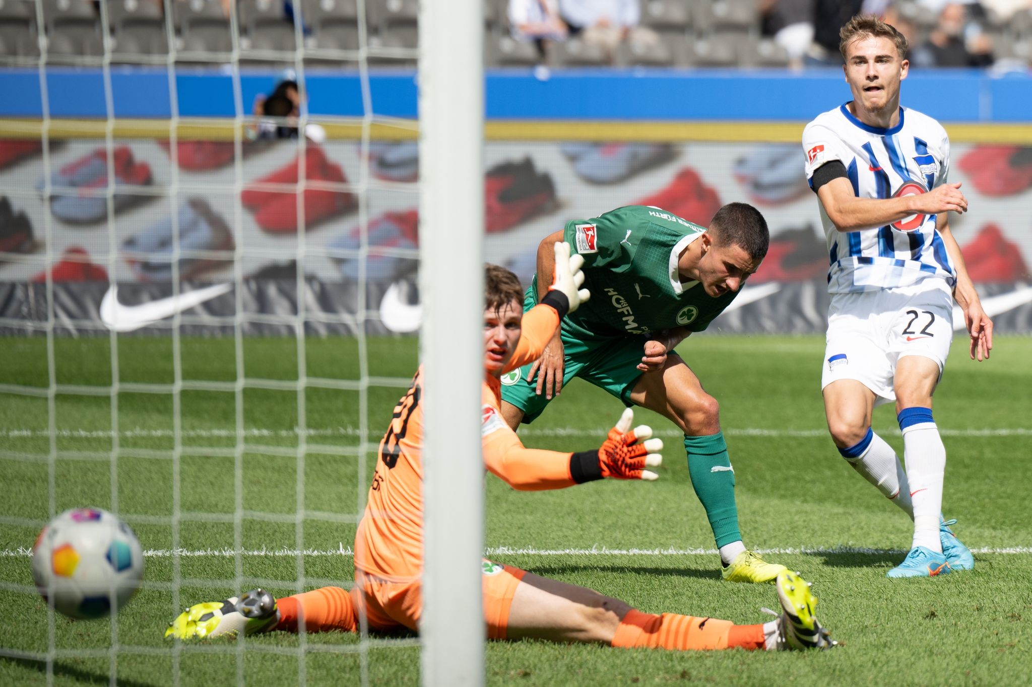 Torfestival gegen Fürth: Hertha feiert ersten Saisonsieg