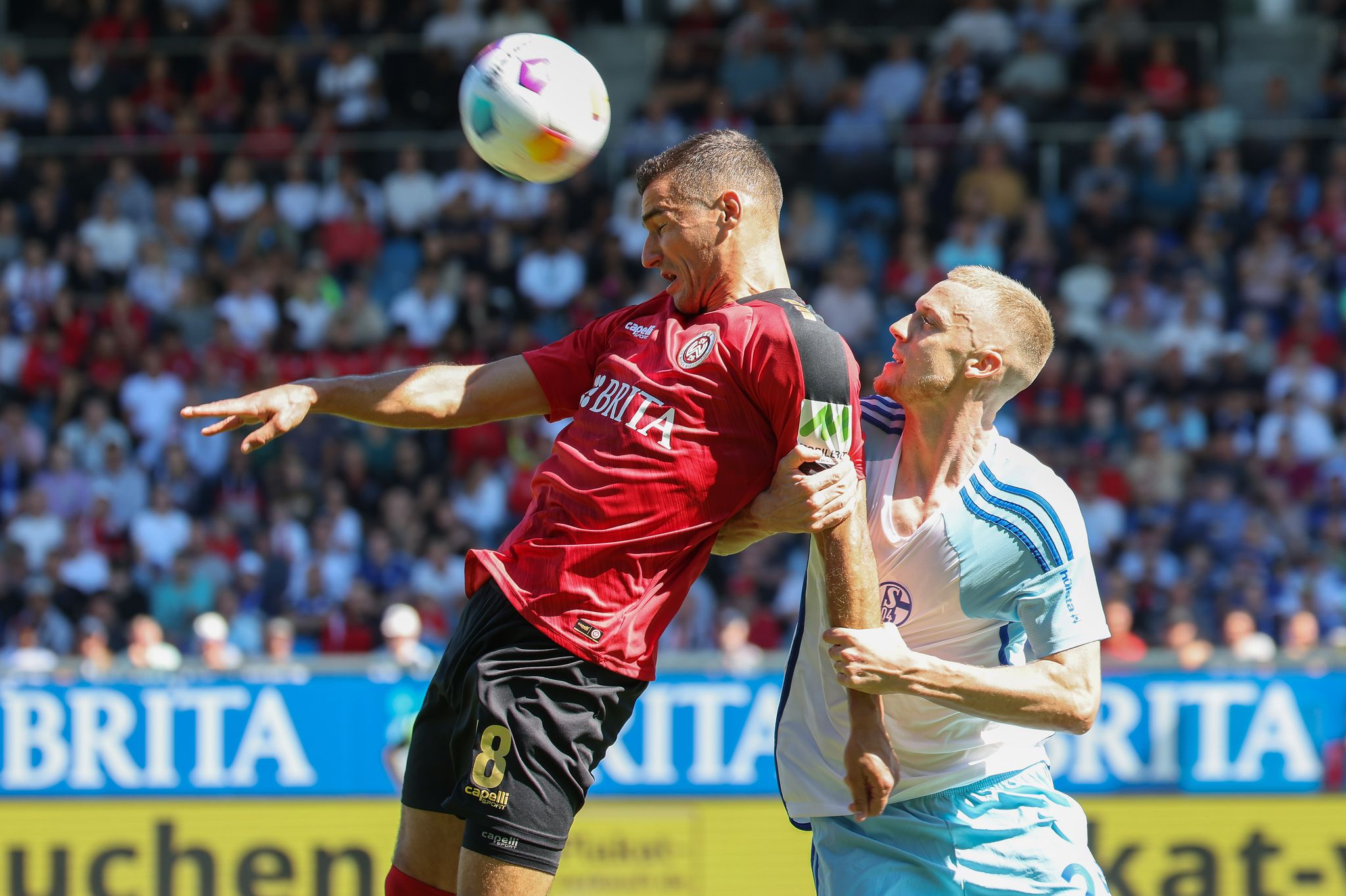 Schalke holt nur einen Punkt in Wiesbaden