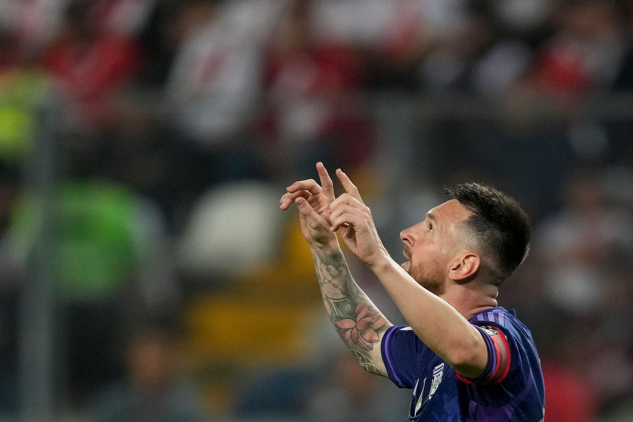 Messi trifft doppelt für Argentinien – Brasilien patzt