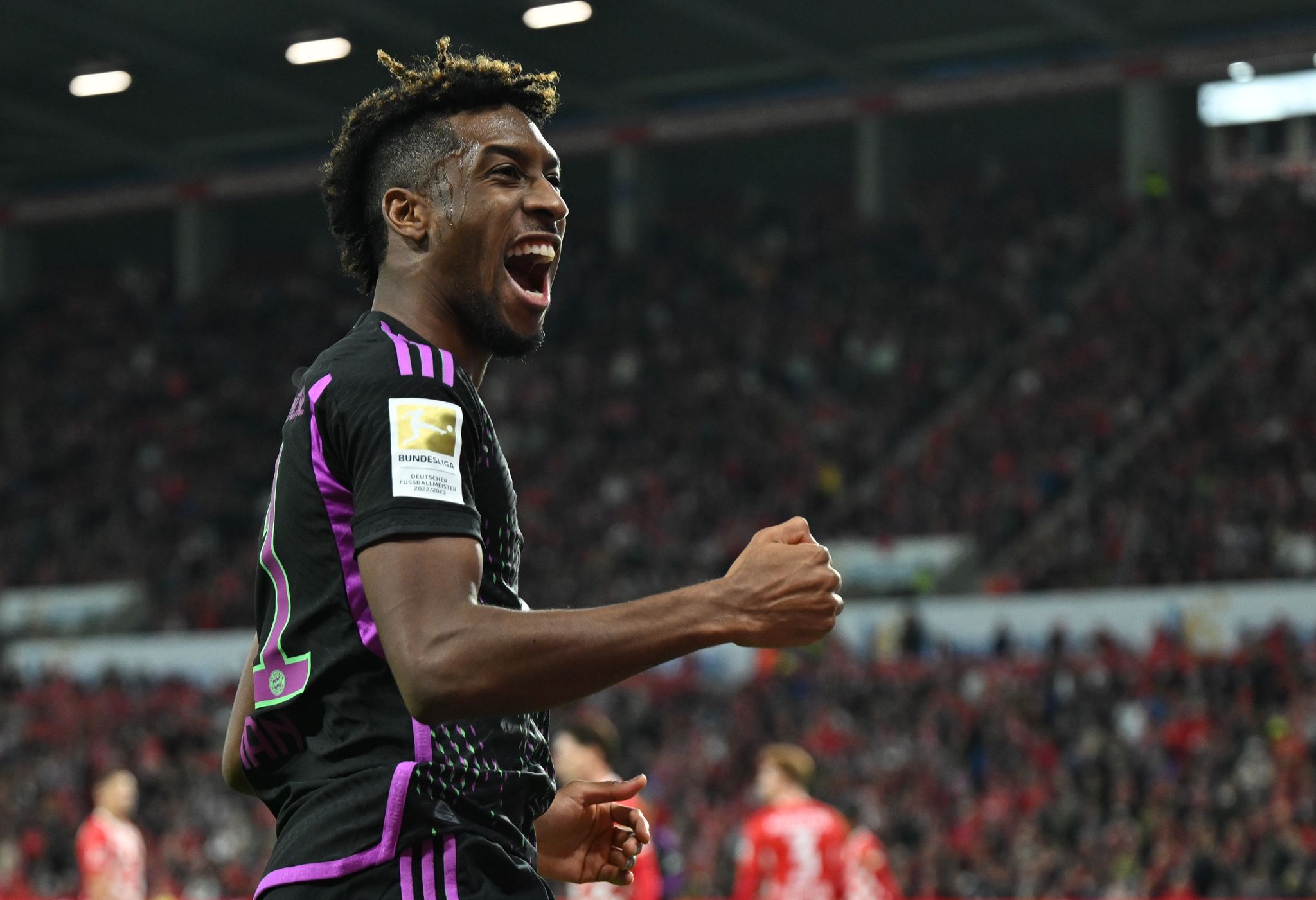 Bayer und Stuttgart siegen – Bayern bleibt dran