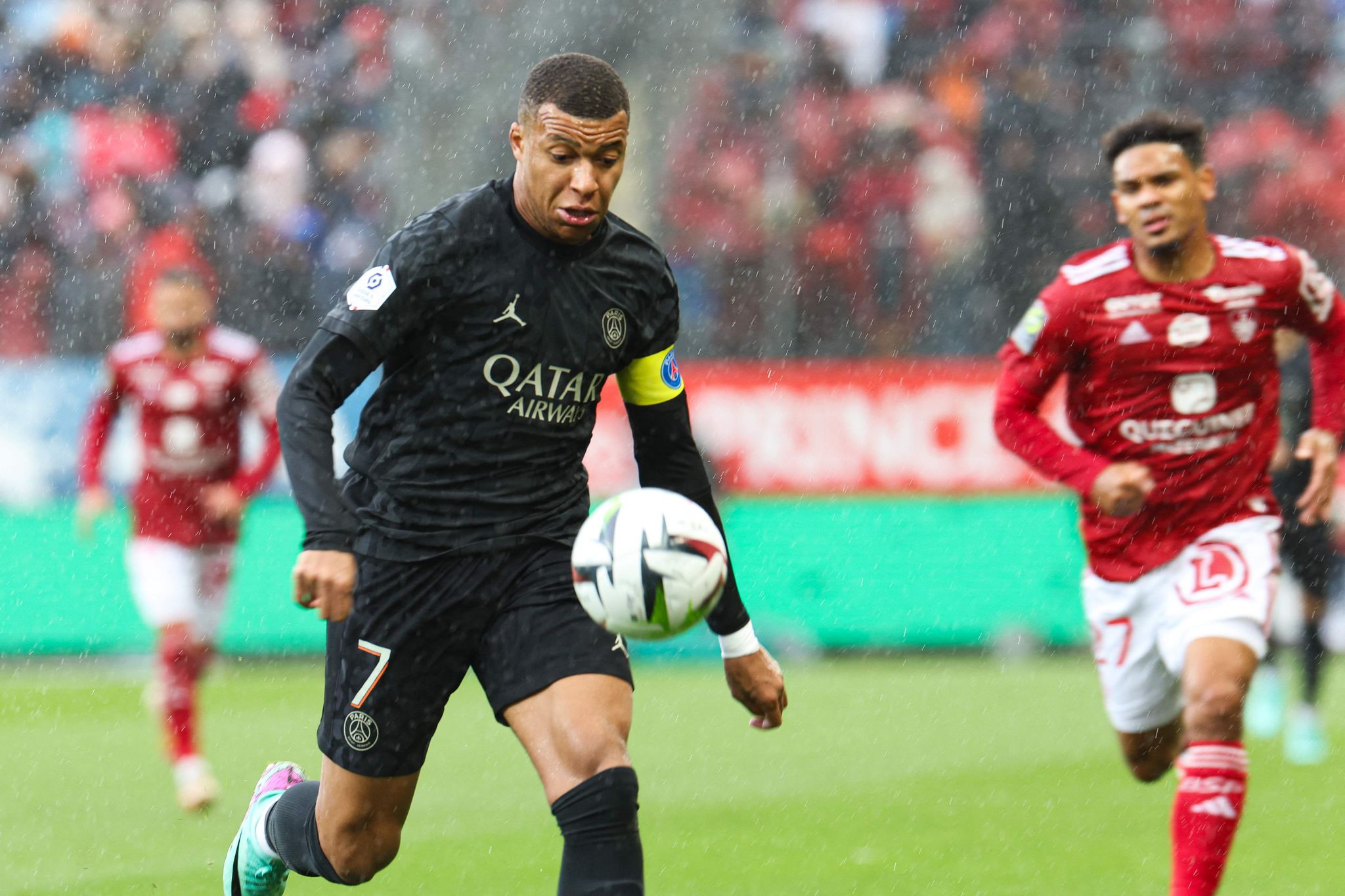 Superstar Mbappé legt sich mit Brest-Fans an