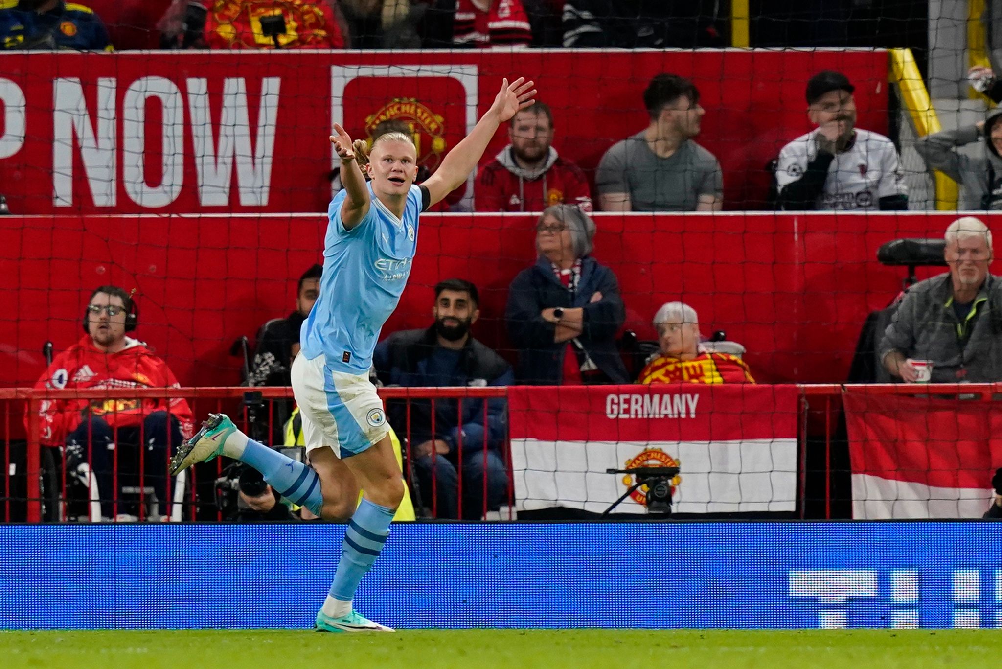3:0 bei United: Haaland entscheidet Manchester-Derby