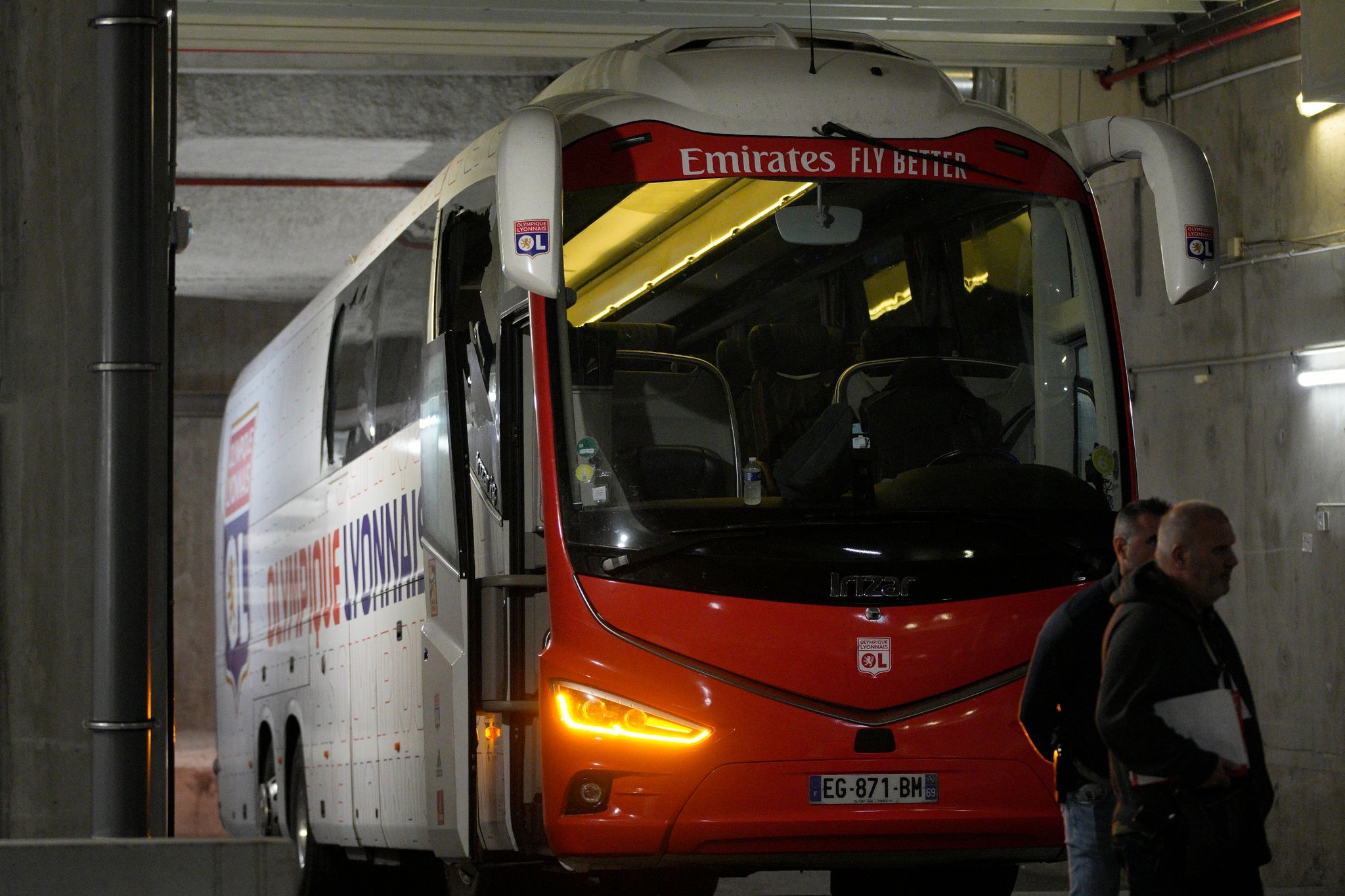Trainer bei Bus-Angriff verletzt – Marseille-Spiel abgesagt