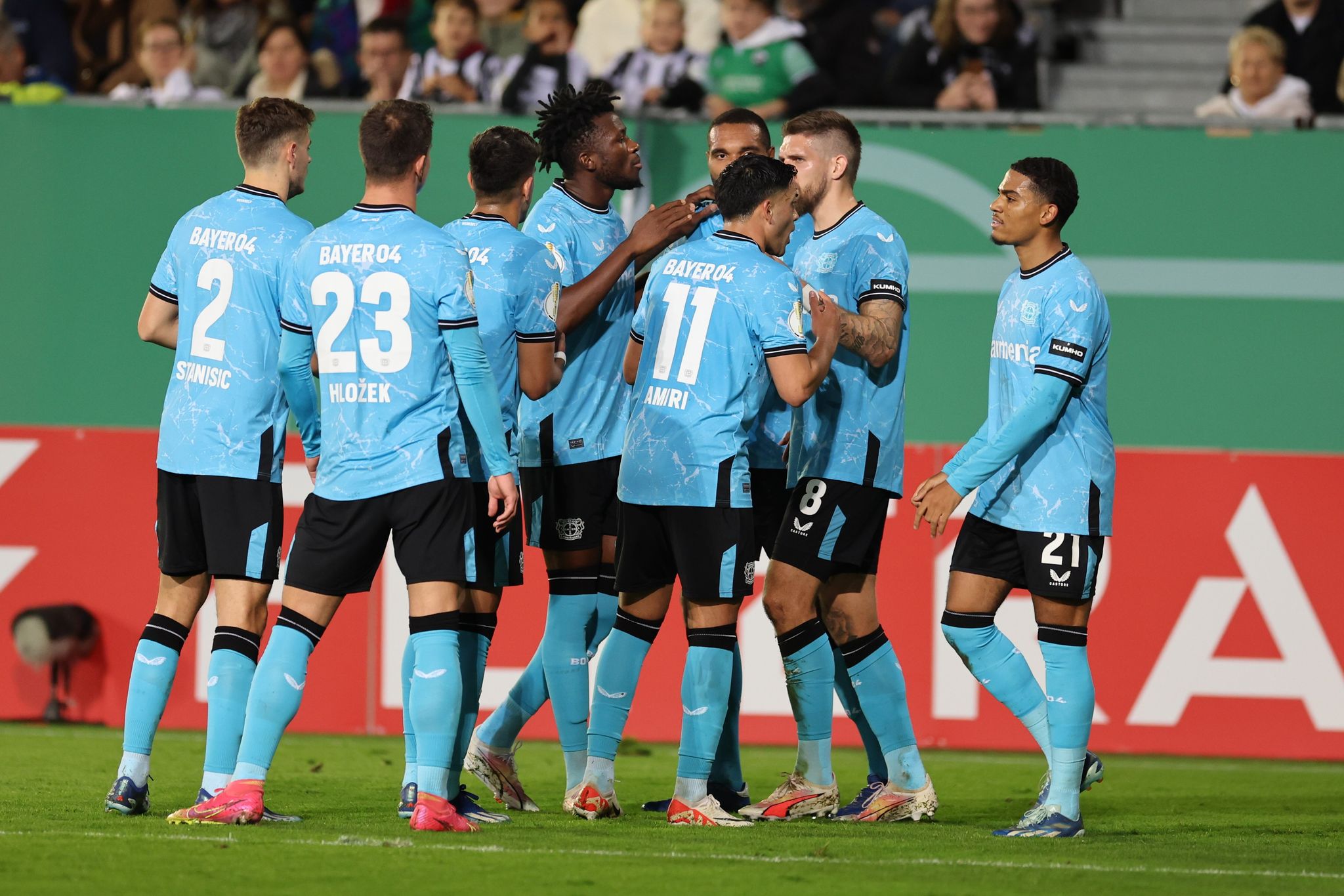 Leverkusen macht spät alles klar
