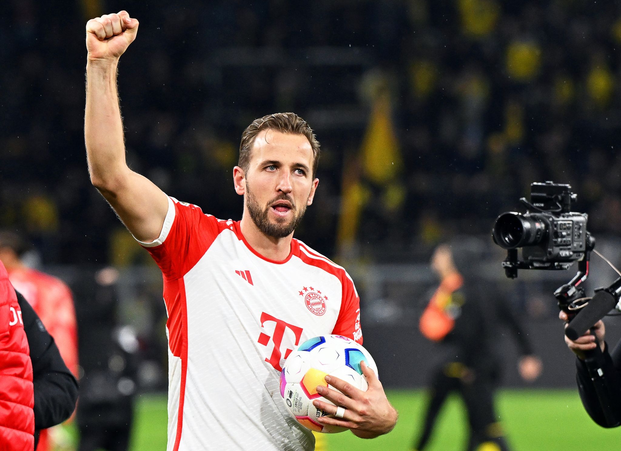 Nächster Dreierpack von Kane – Bayern-Boss Dreesen schwärmt