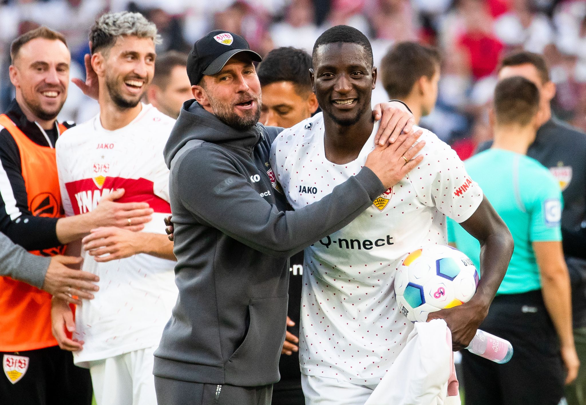 Guirassy trainiert mit VfB-Team – Schon fit fürs BVB-Spiel?