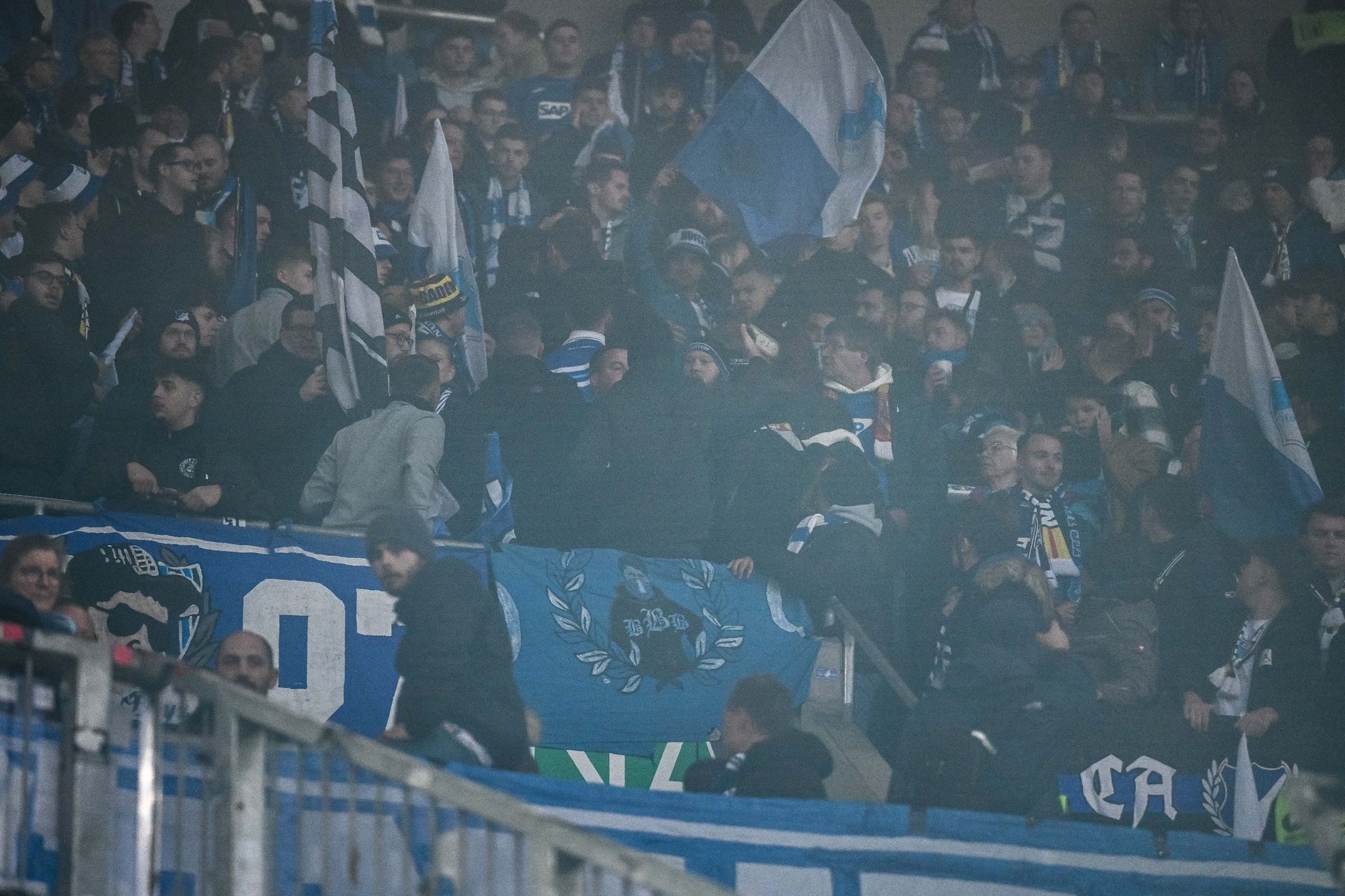 Hoffenheim: Lebenslanges Hausverbot für Böllerwerfer