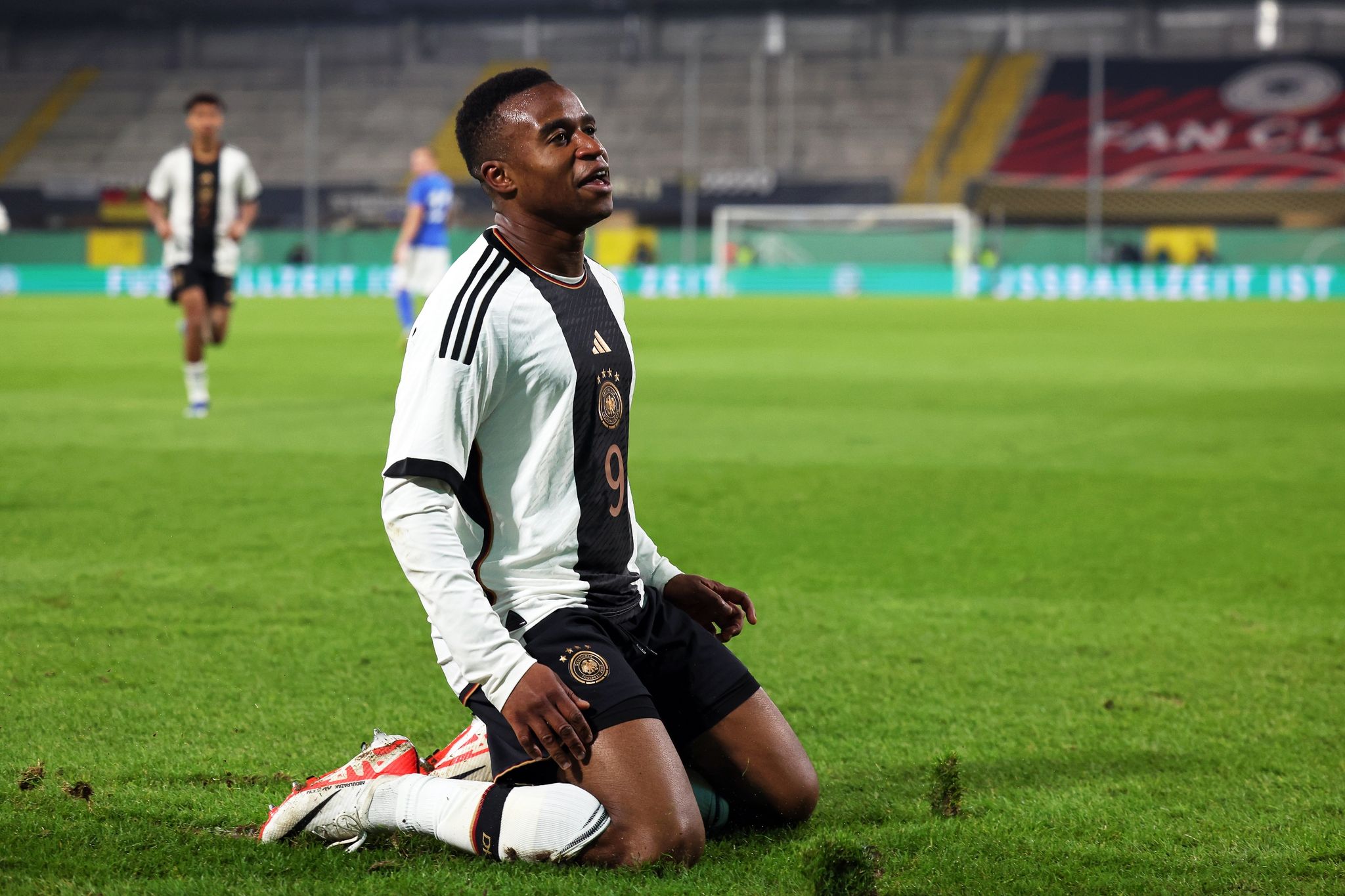 Deutsche U21 mit Pflichtsieg: 4:1 gegen Estland