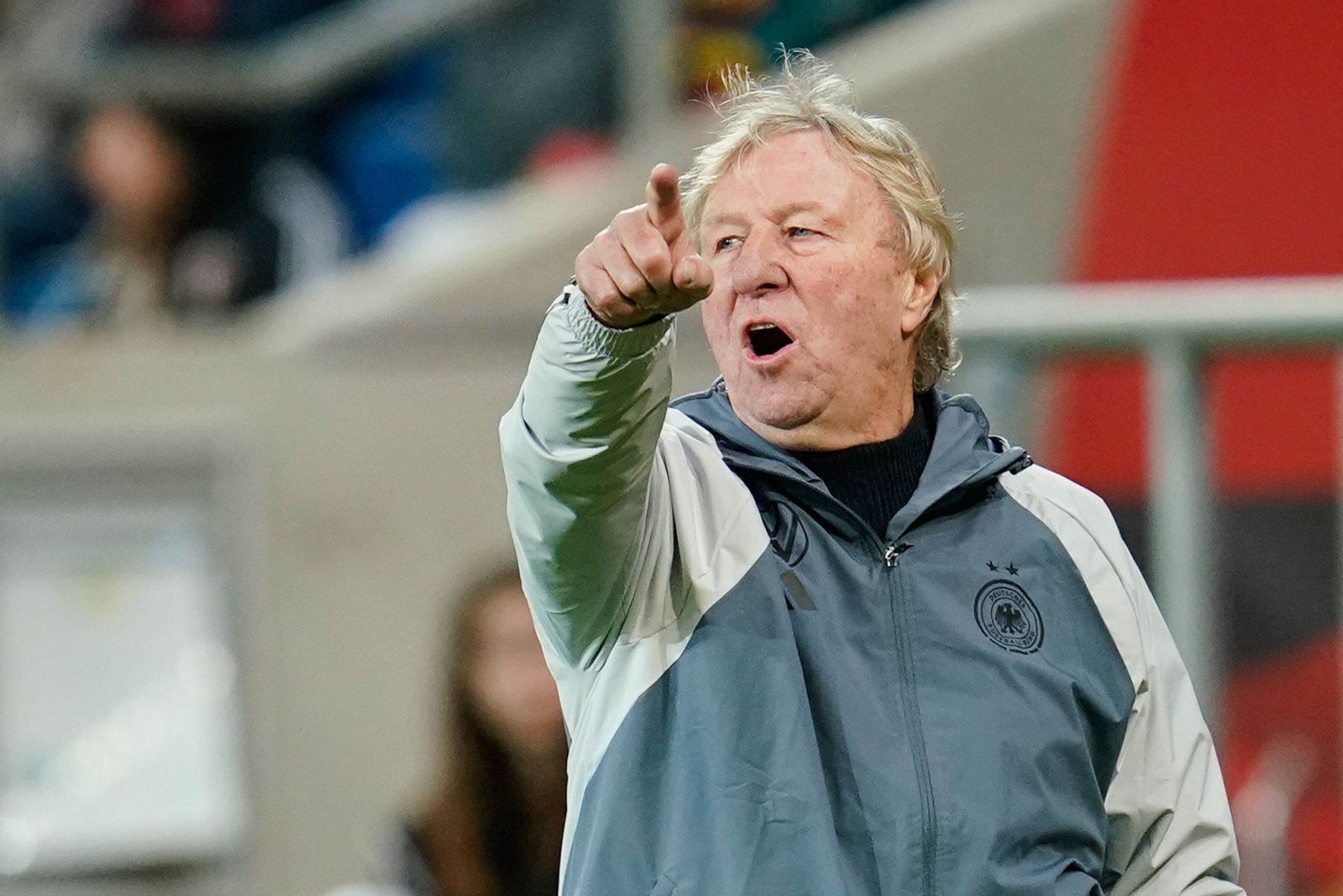 Hrubesch über Neuling Senß: «Ist ziemlich griffig»