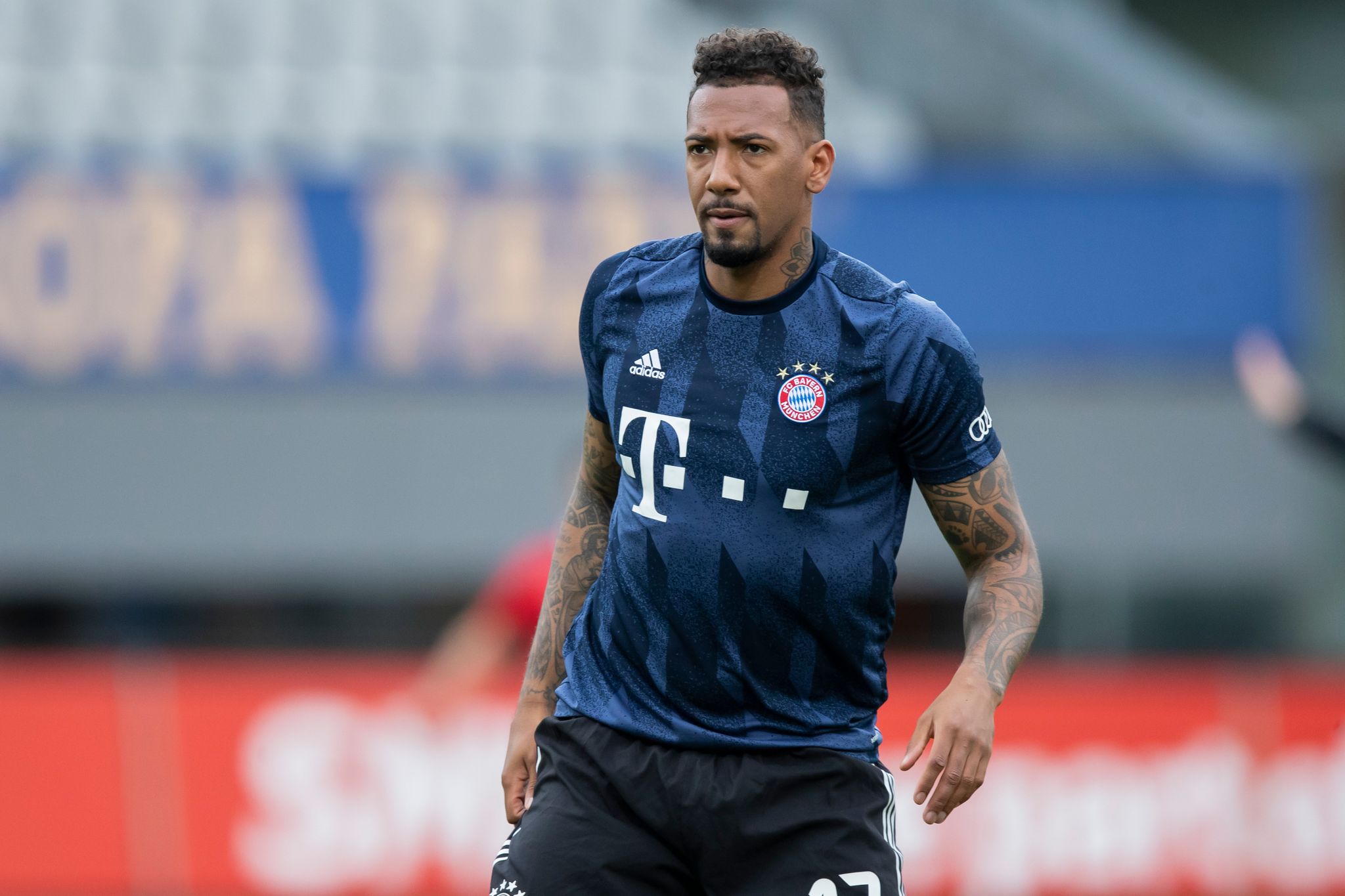 Boateng verurteilt Rassismus gegen U17-Spieler