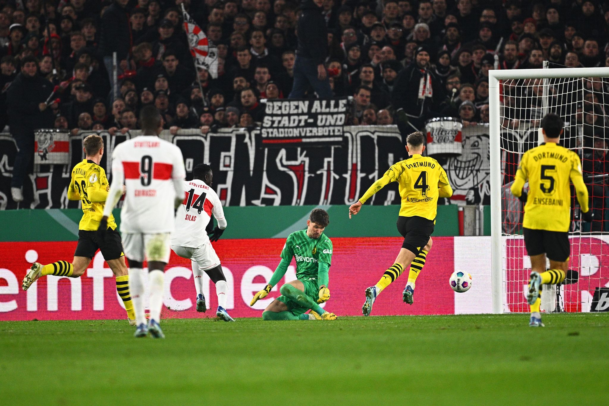 Stuttgart und Leverkusen weiter – Saarbrückens nächster Coup