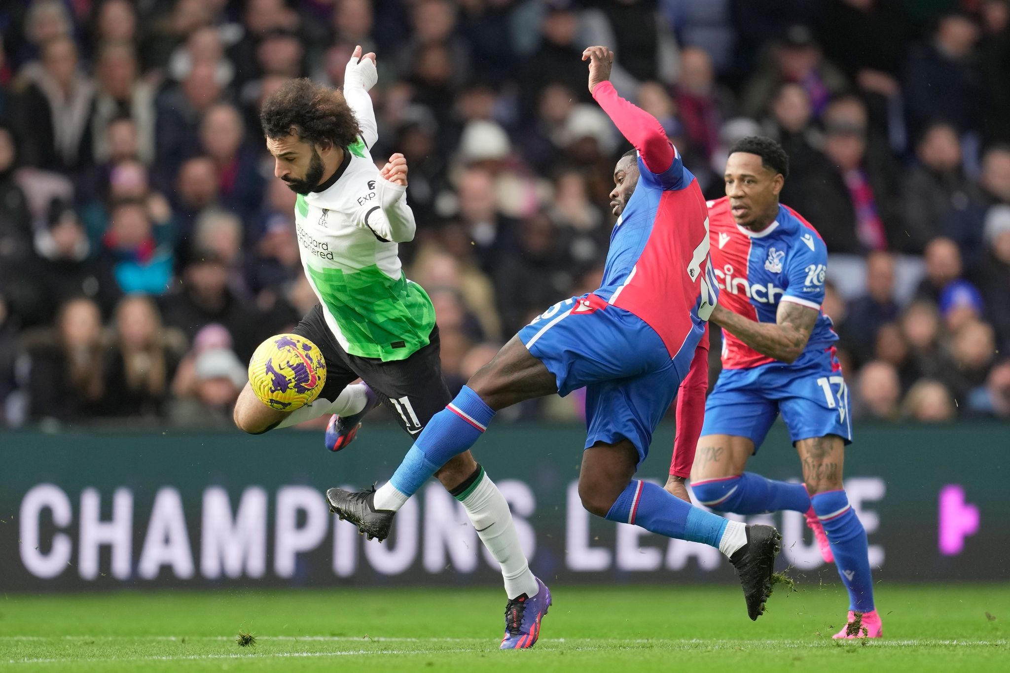 Liverpool dreht Spiel und übernimmt vorerst Tabellenspitze