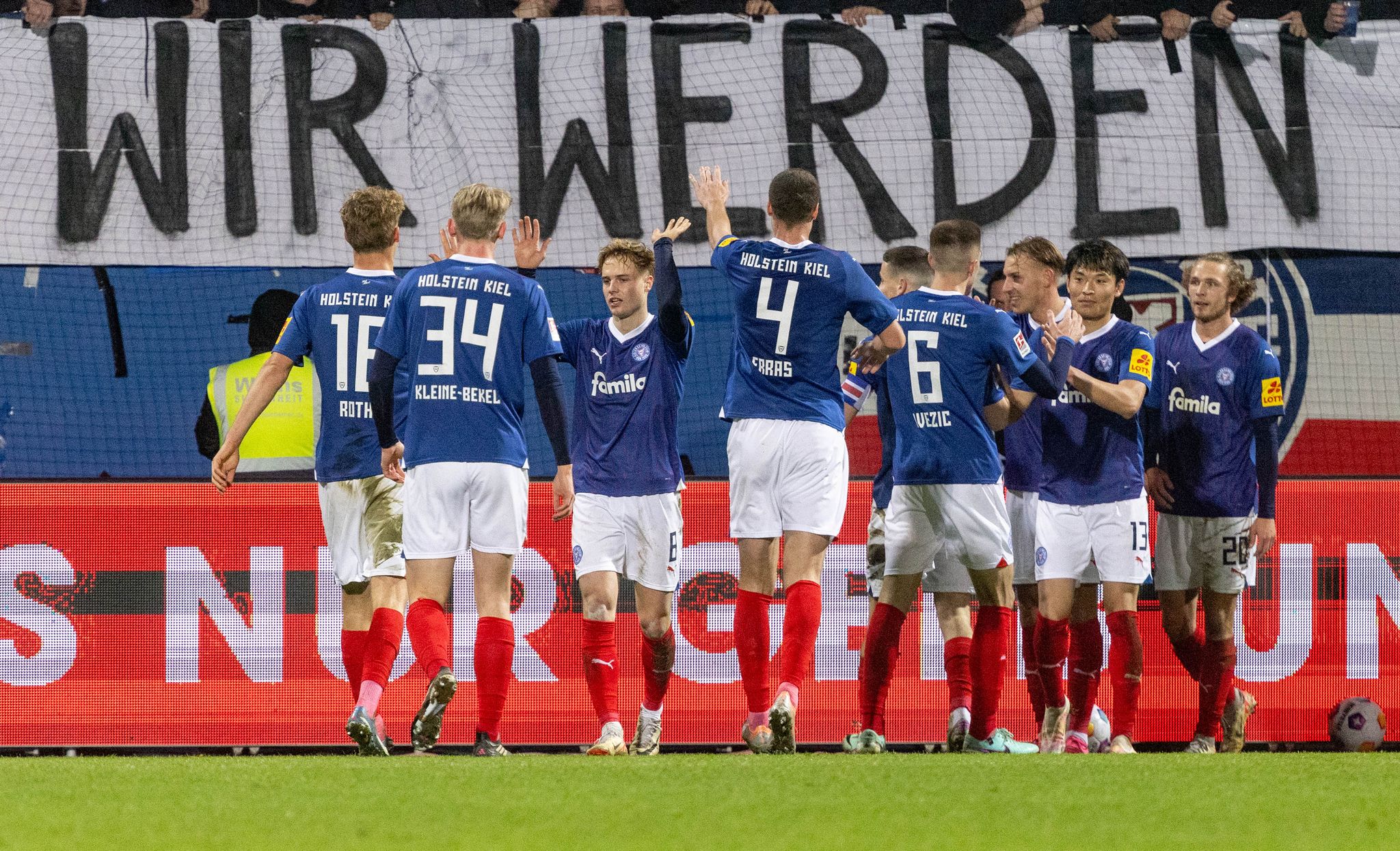 Holstein Kiel schlägt Hannover 3:0 und träumt