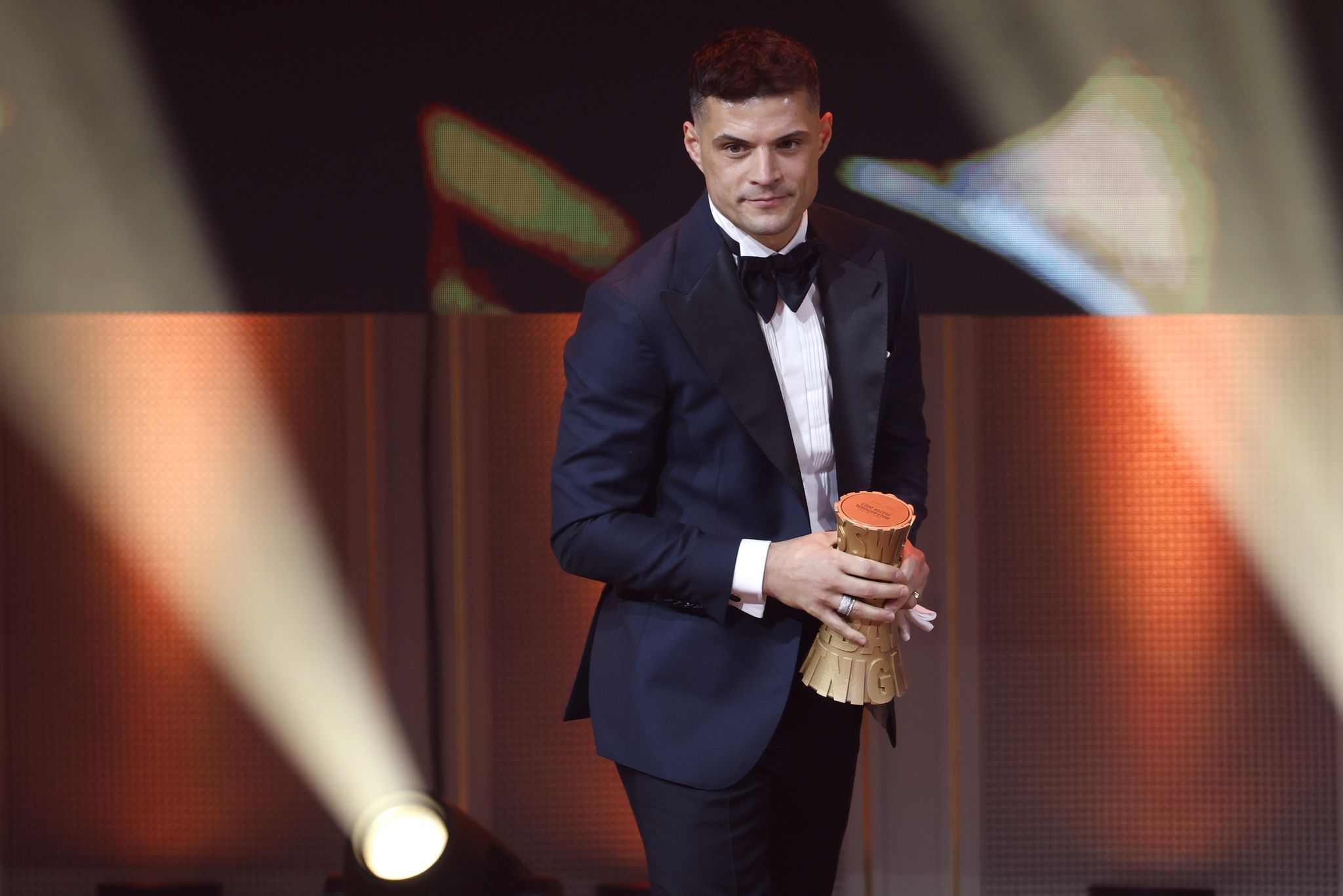 Leverkusener Xhaka Schweizer Nationalspieler des Jahres