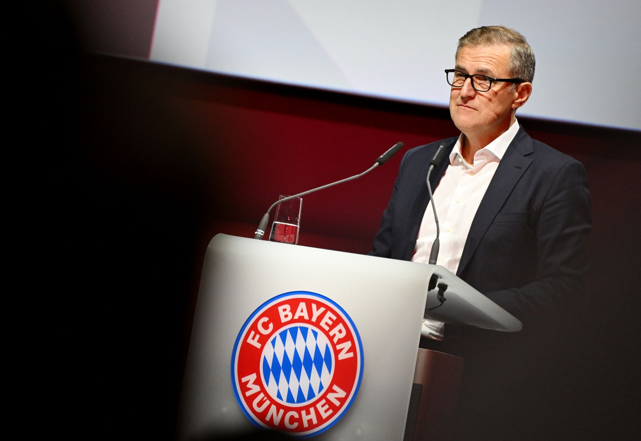 Dreesen enttäuscht: «Langweiliger Fußball»