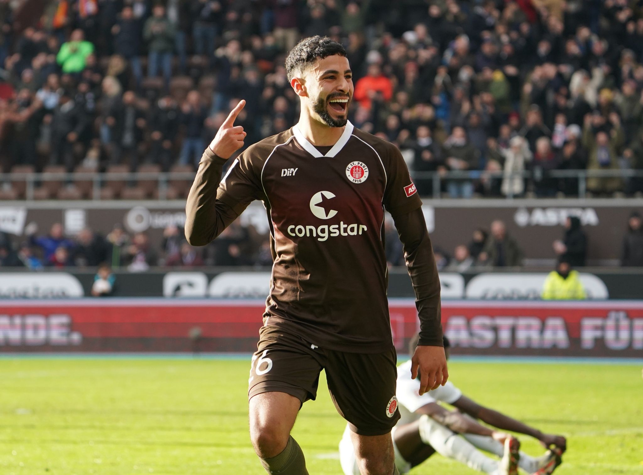Saad schießt FC St. Pauli zum 3:2 gegen Verfolger Fürth