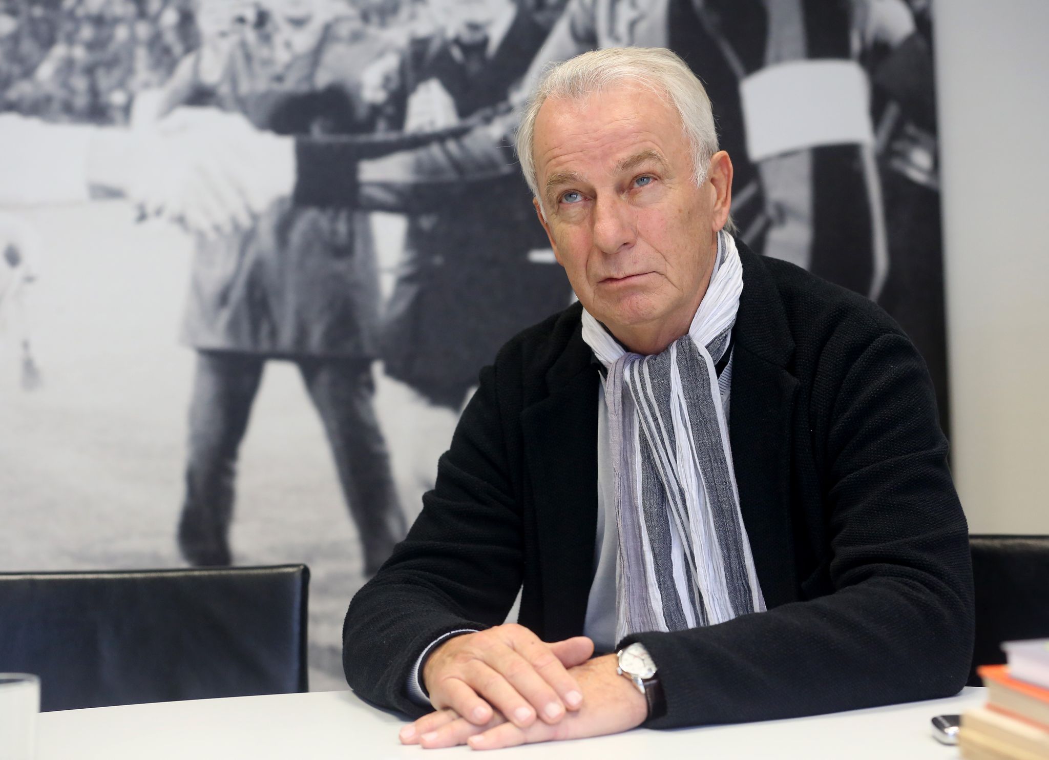 «Wasserschlacht» 1974: Bonhof hält Absage für richtig