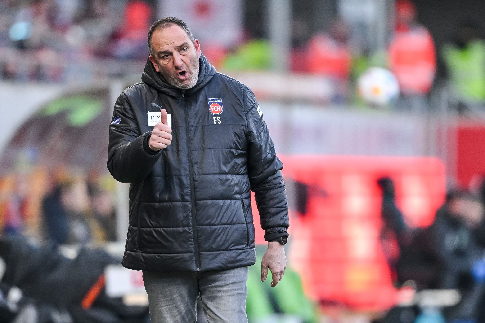 Heidenheim-Trainer Schmidt unterstützt Demos gegen rechts