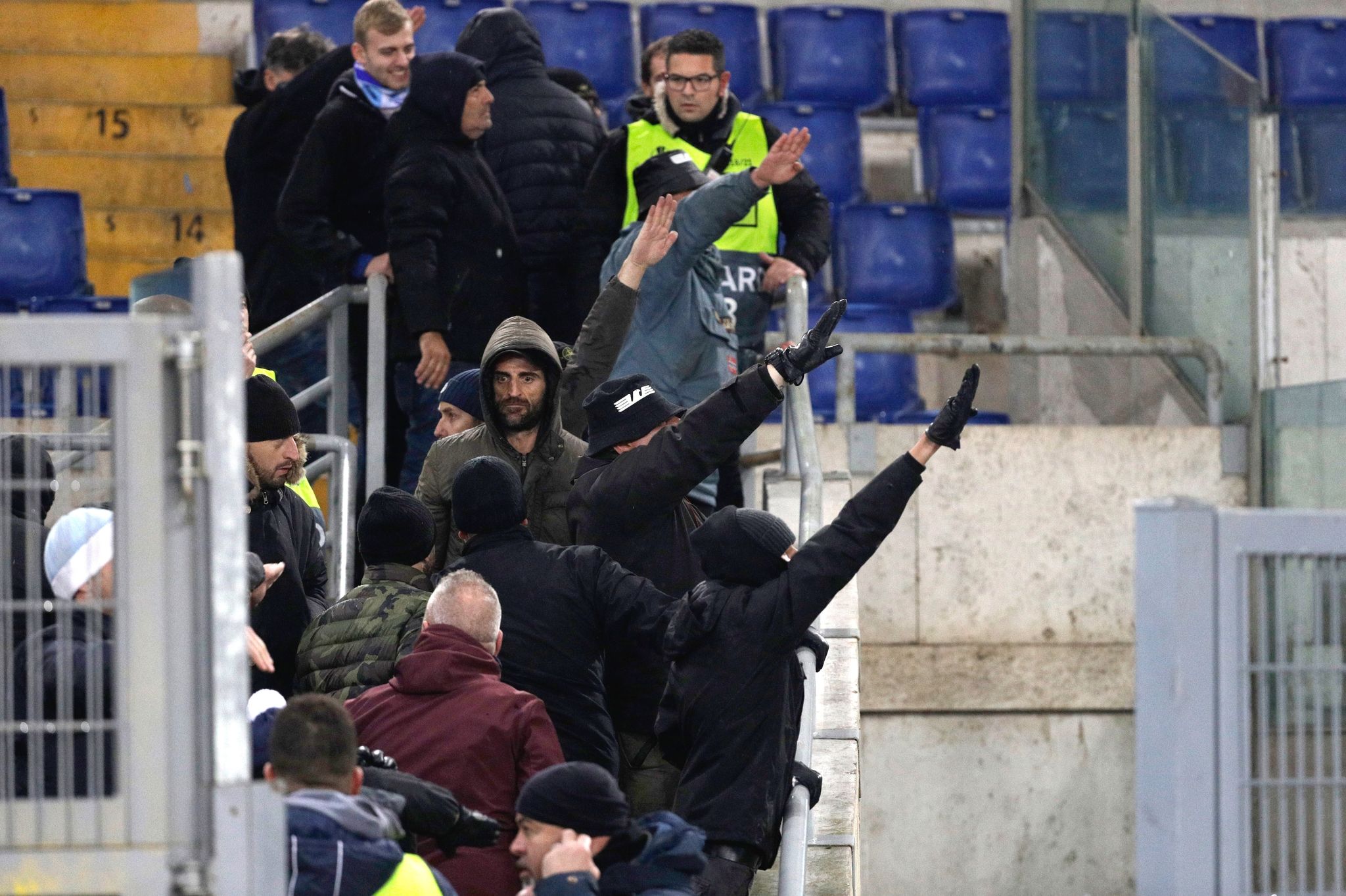 Rechtsaußen – Bayern-Gegner Lazio mit Faschisten-Problem