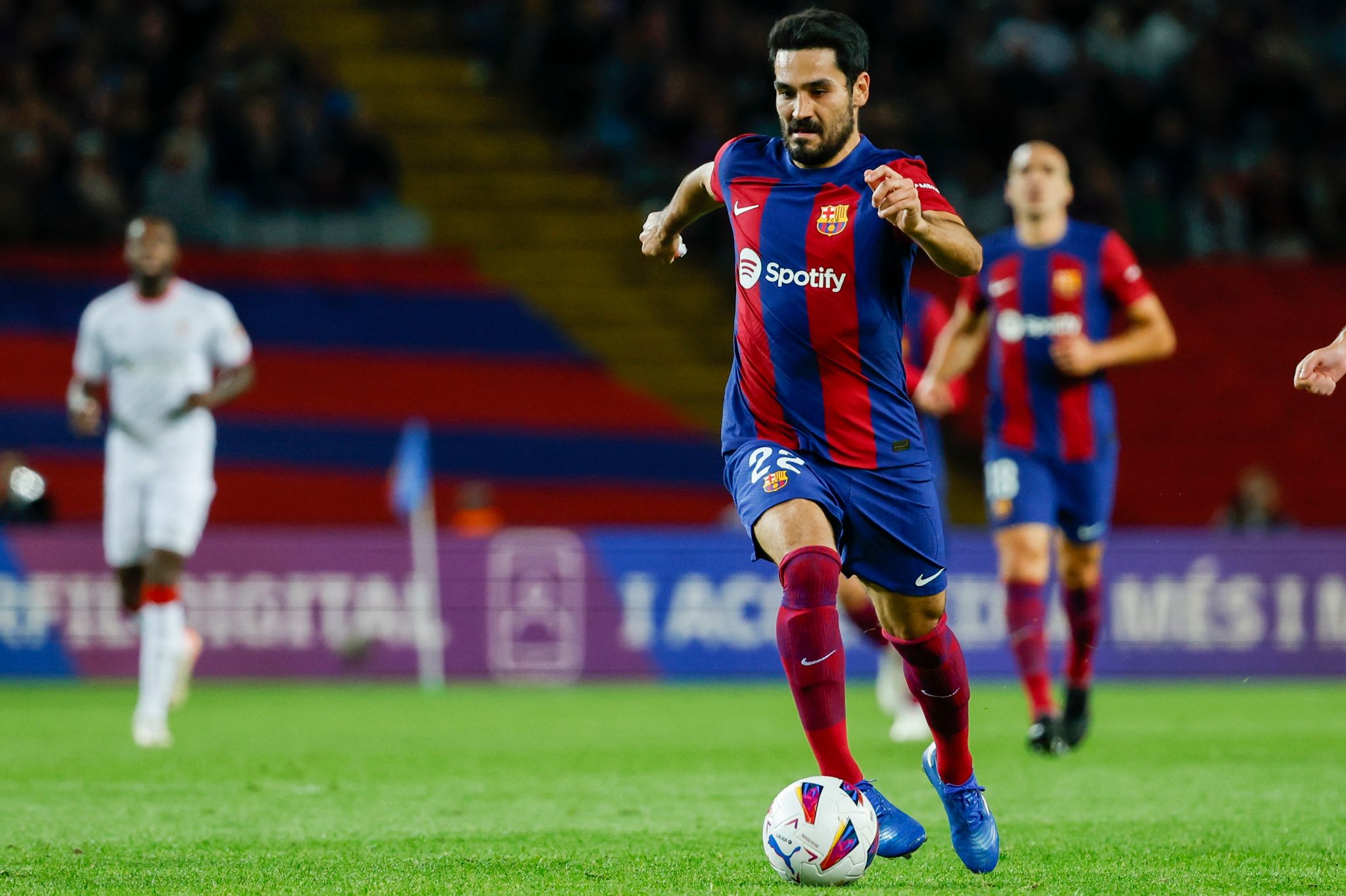 Gündogan bleibt kämpferisch in schwerer Barça-Zeit