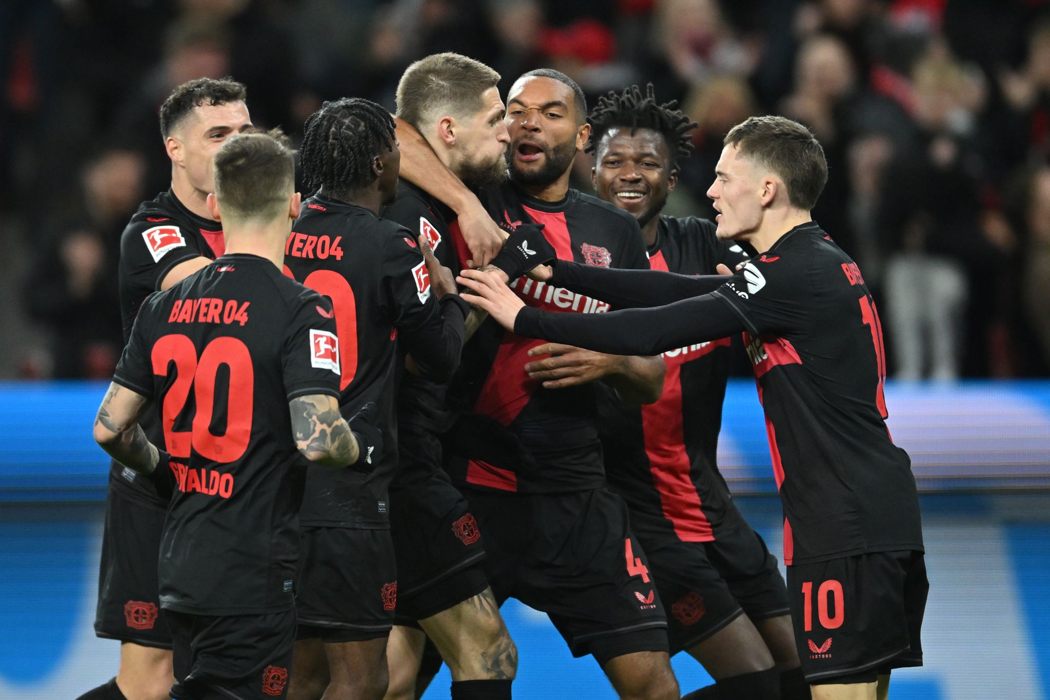 Zentner-Patzer führen Leverkusen zum Rekord