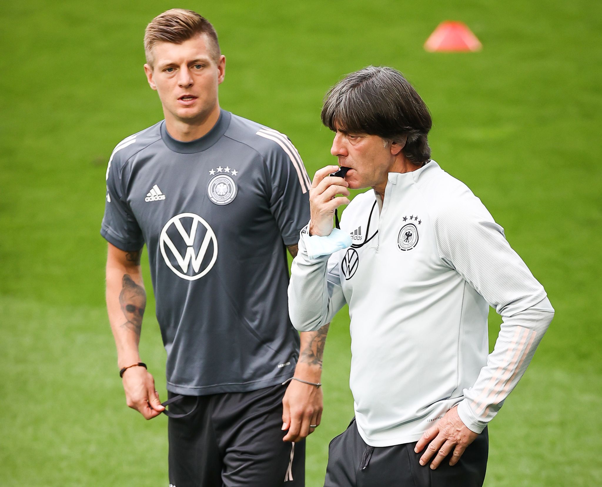 Löw sieht gewisses Risiko bei Kroos-Comeback