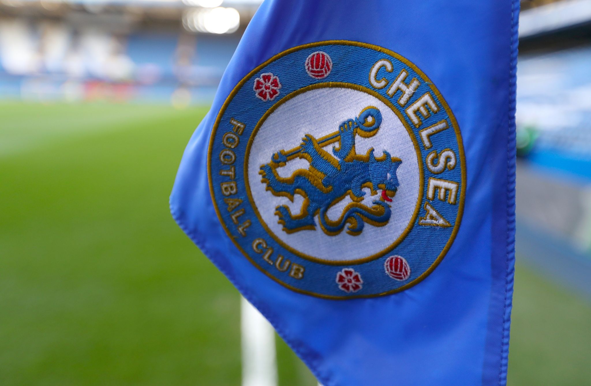 Zuschauer stürzt bei Chelsea-Pokalspiel vom Stadion-Oberrang