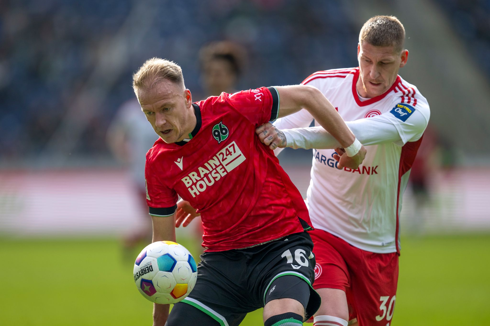 Hannover 96 gelingt spätes Remis gegen Düsseldorf