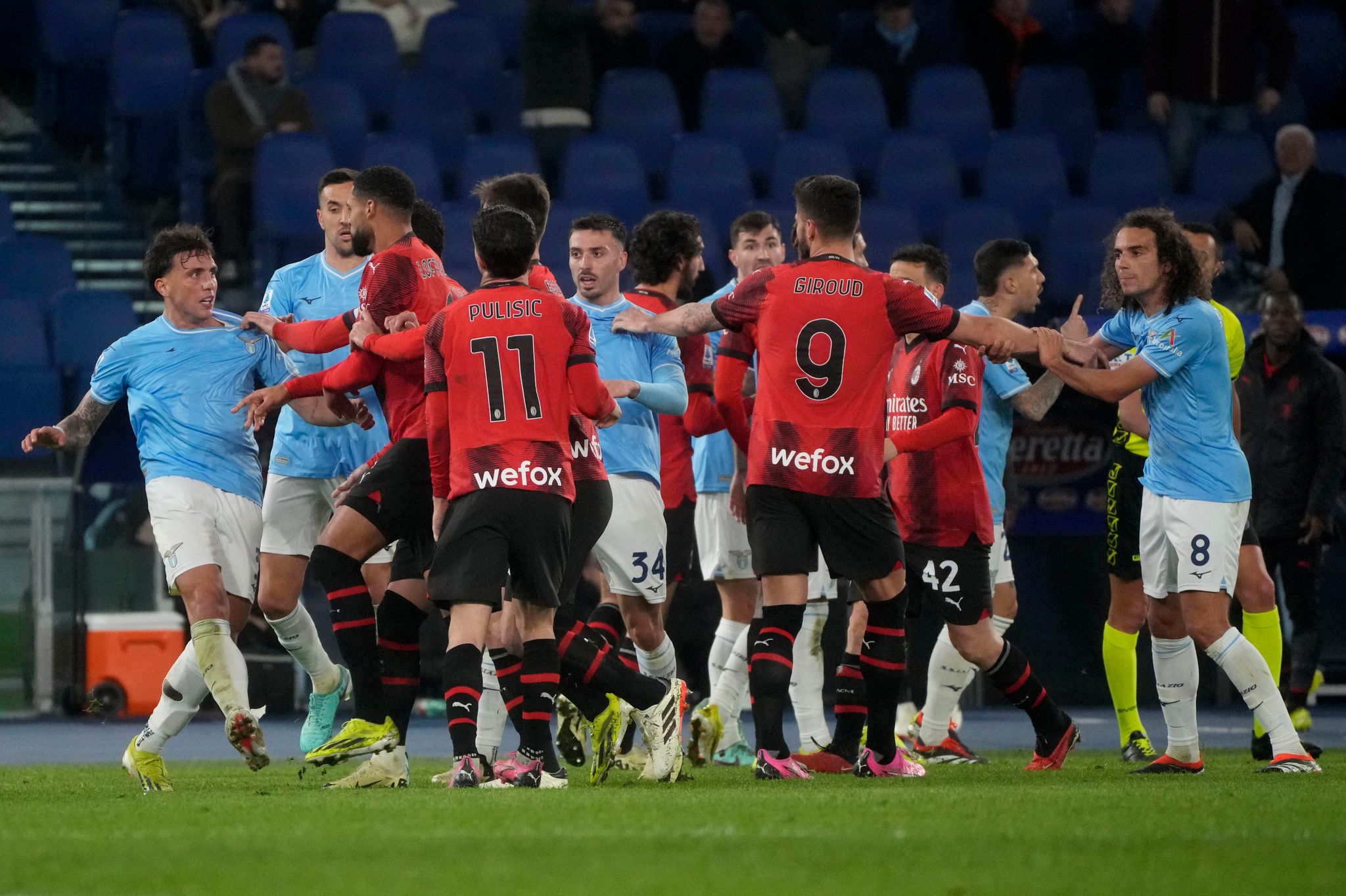 Berichte: Schiedsrichter nach Spiel von Lazio gesperrt