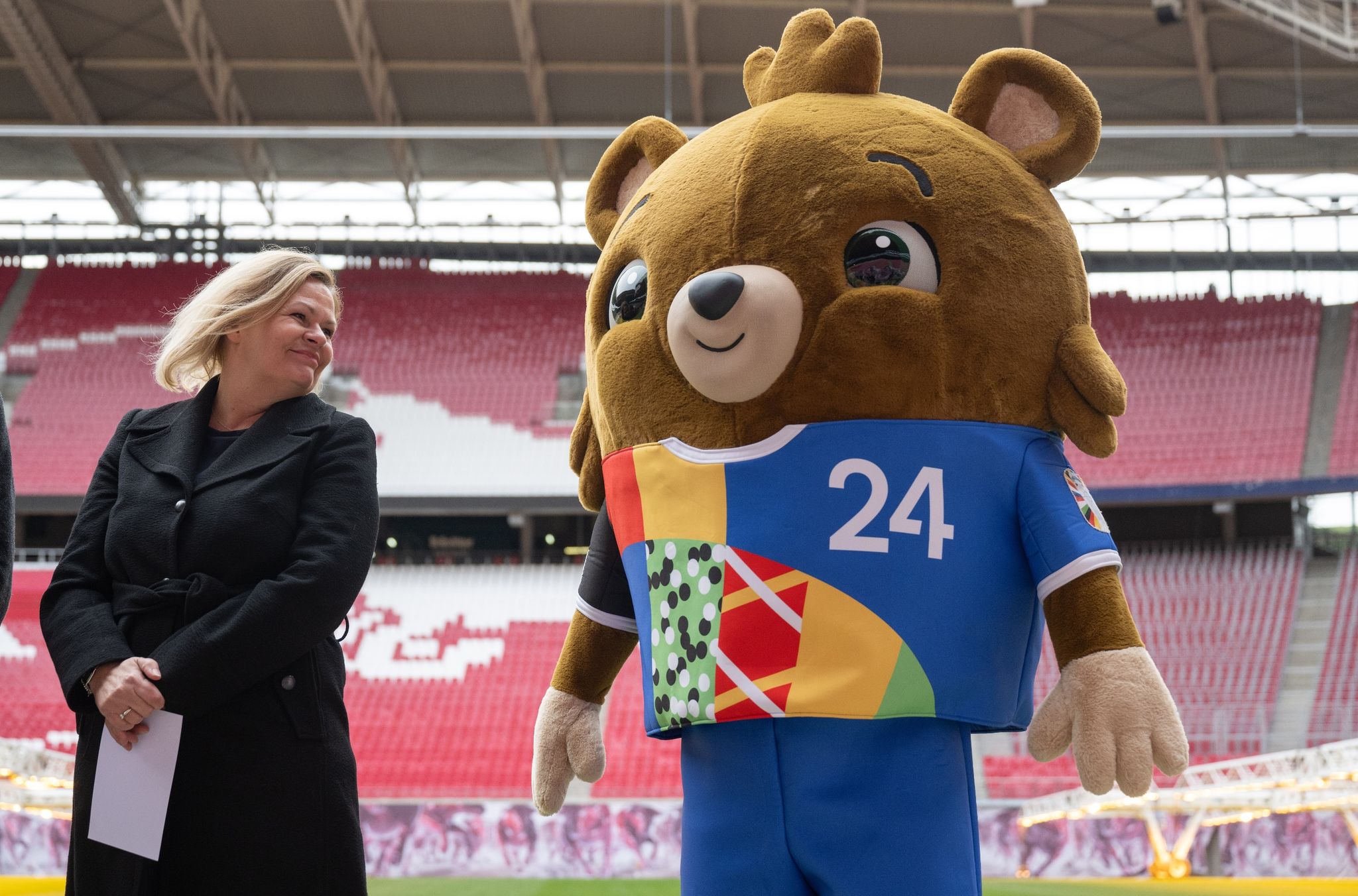 Faeser hofft auf EM als friedliches europäisches Fußballfest