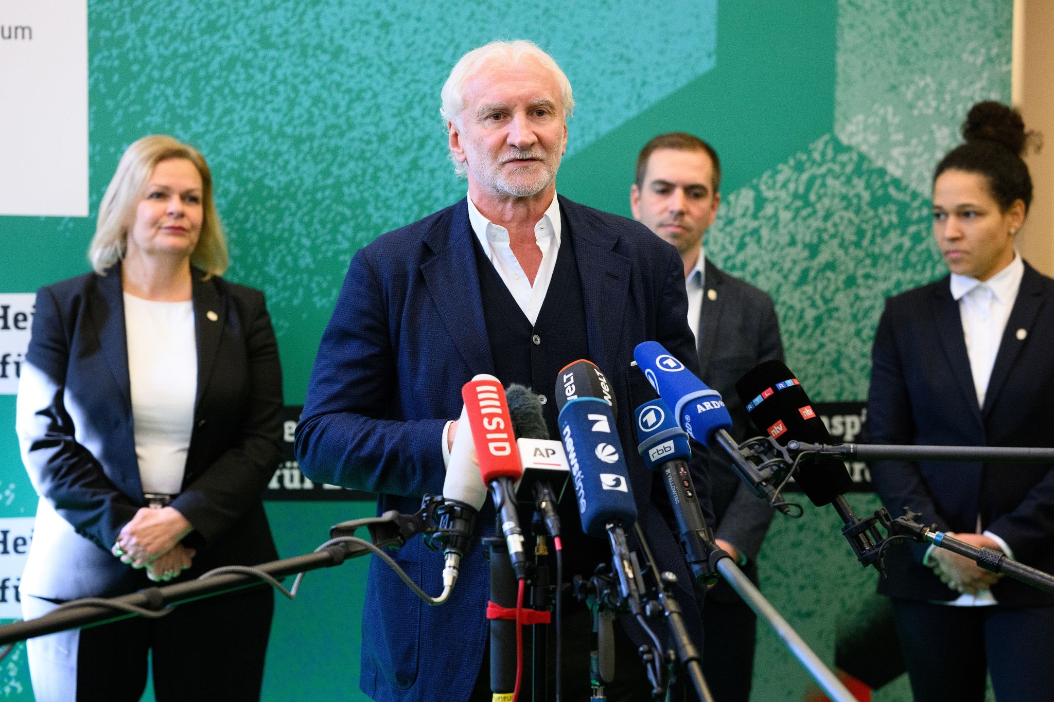Völler glaubt an erfolgreiche EM: Qualität enorm