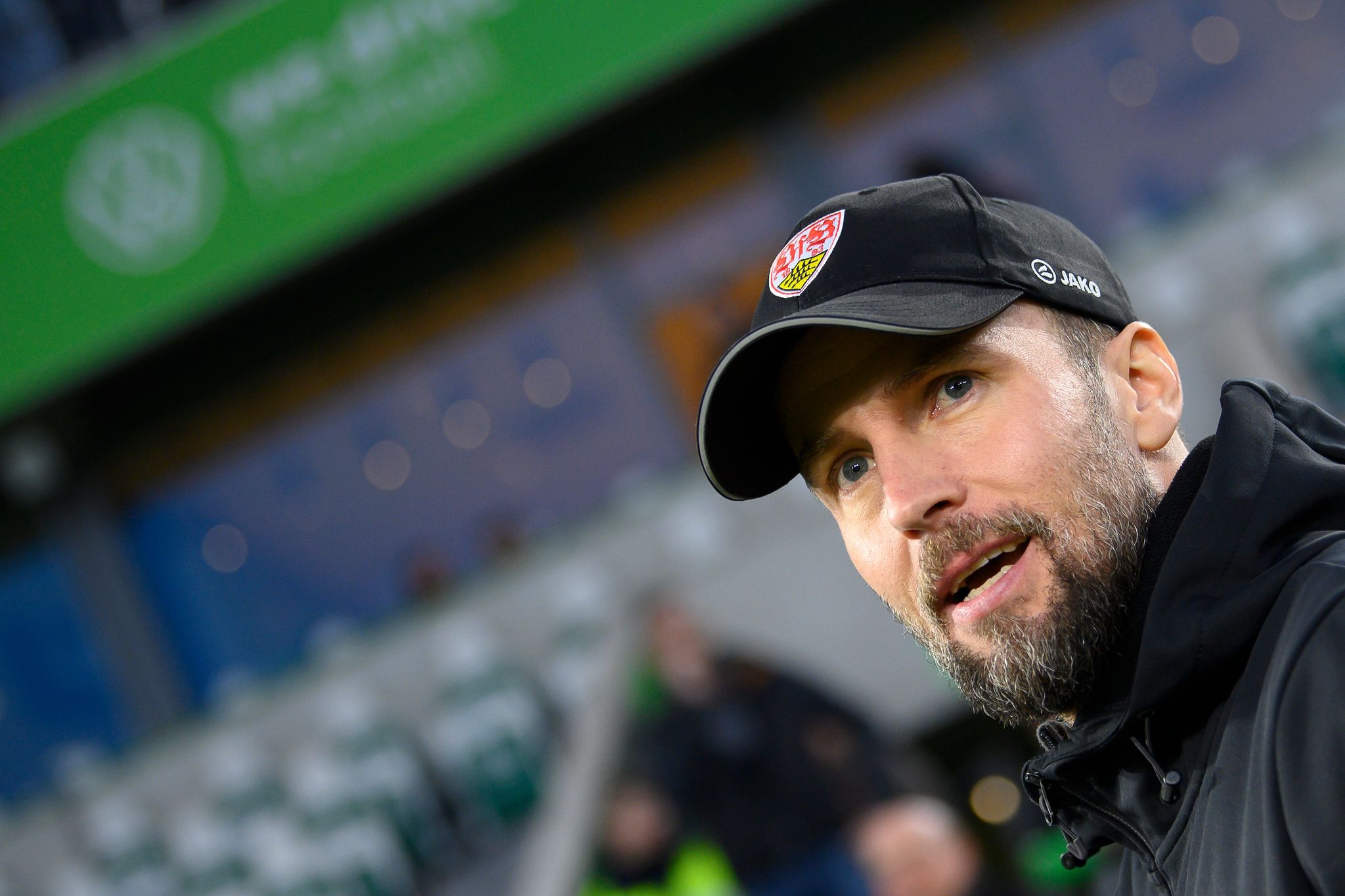 VfB-Trainer Hoeneß warnt vor «Union-Style»