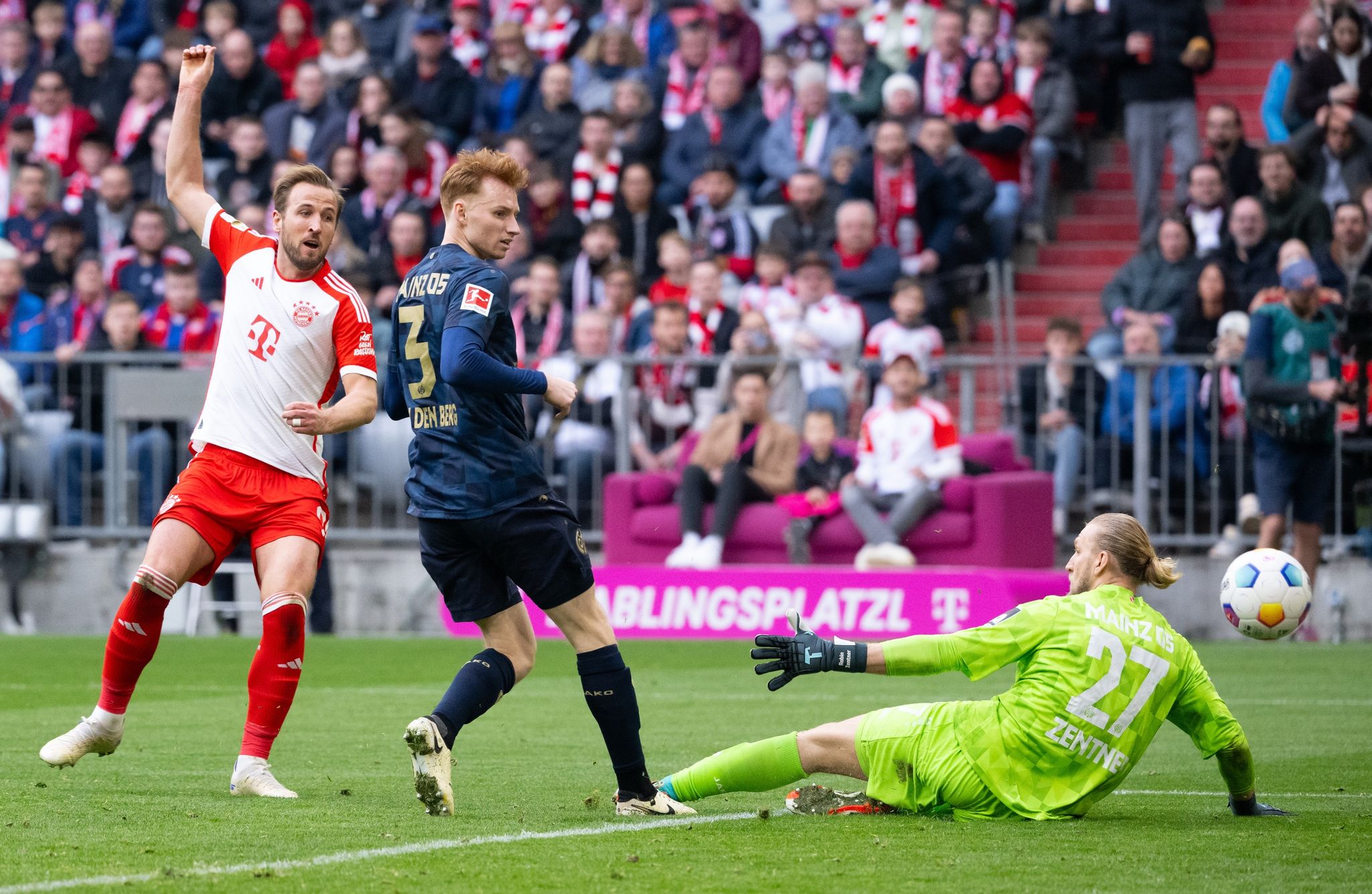Bayerns Tor-Party erfreut verletzten Tuchel