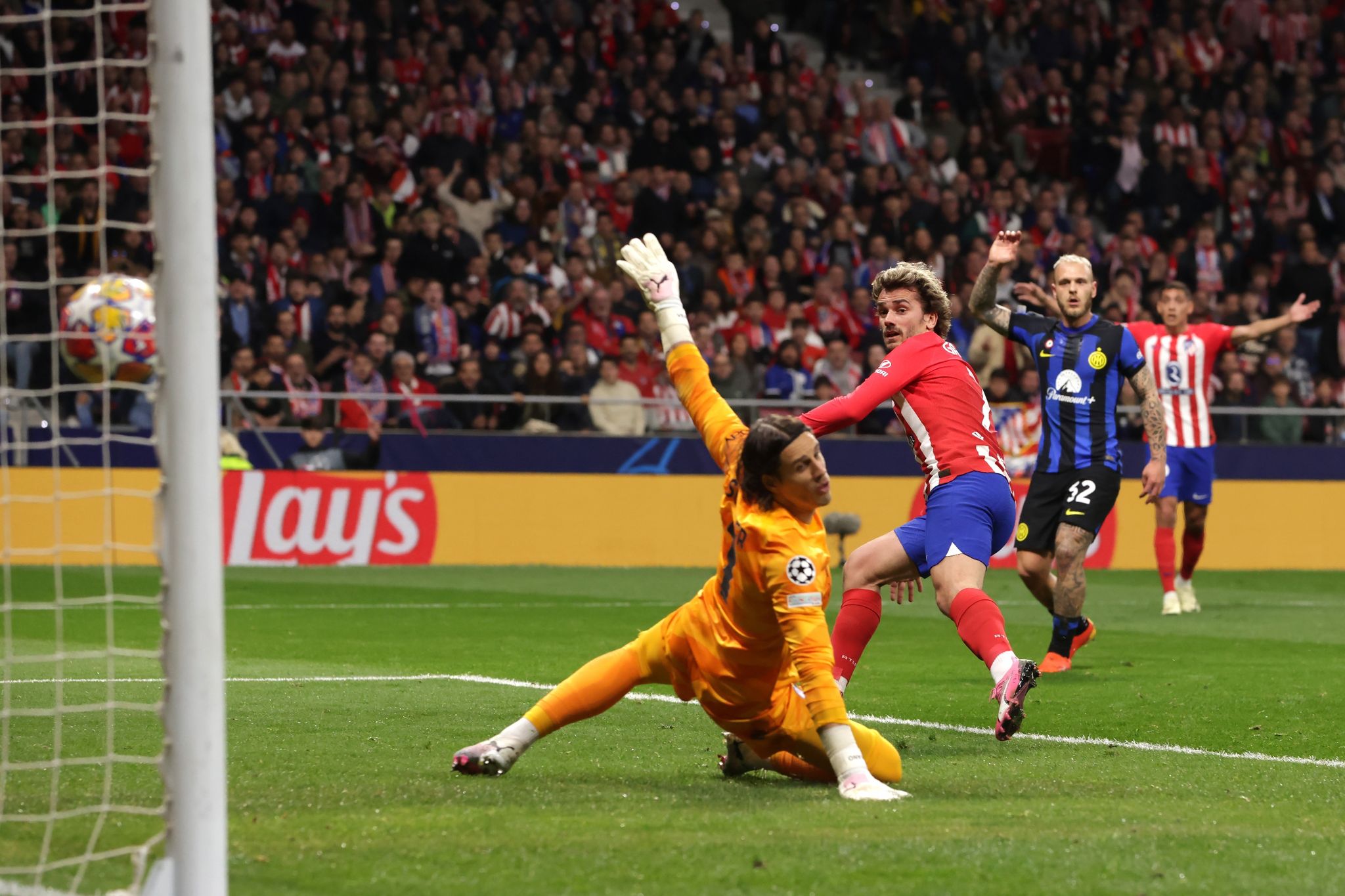 Atlético Madrid nach Elfmeterschießen im Viertelfinale