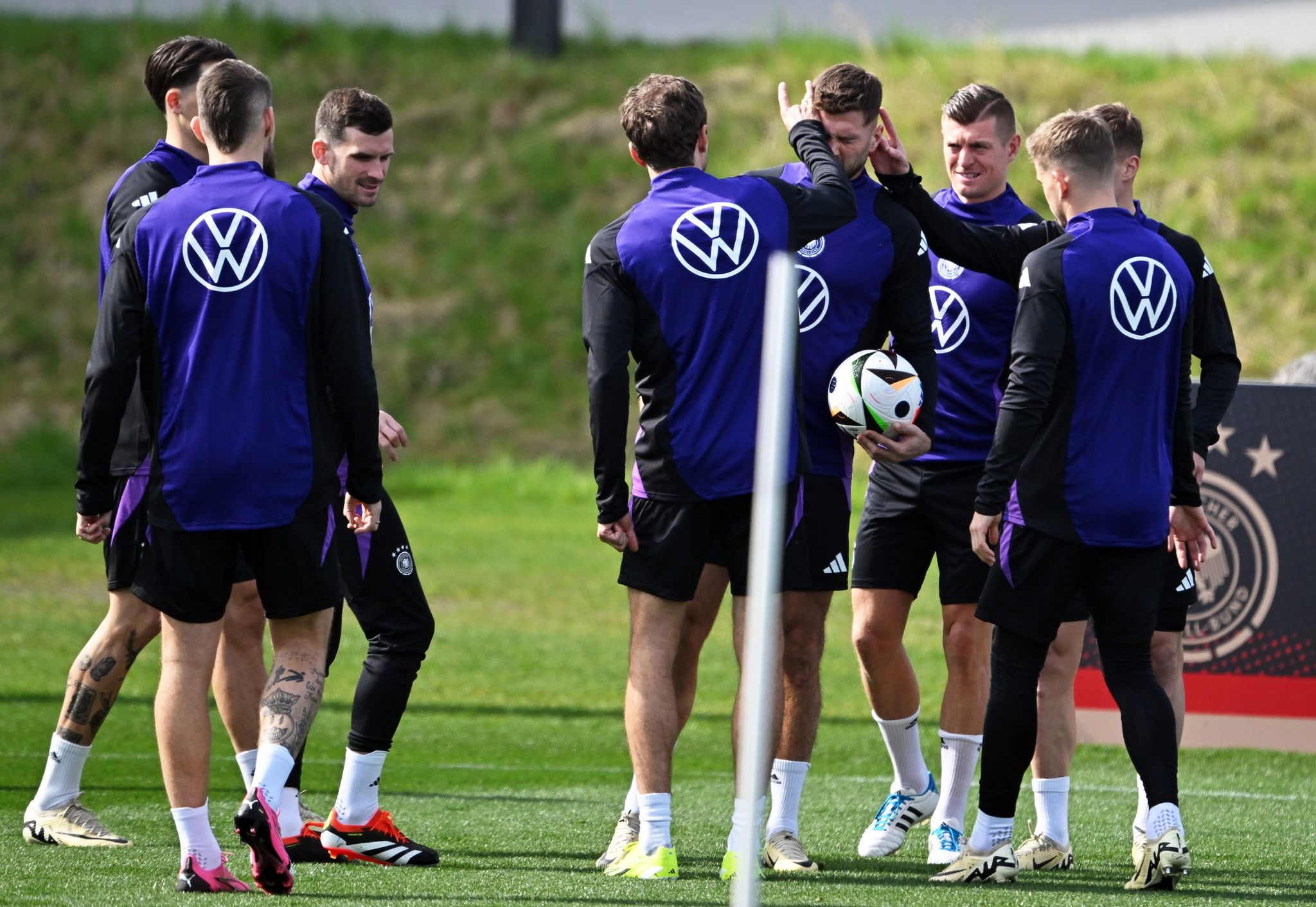 Zweites DFB-Training für Frankreich-Test mit allen Akteuren
