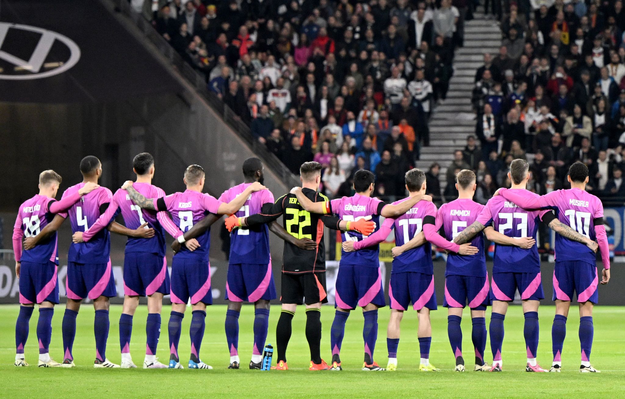 Zwei DFB-Siege und viele Gewinner: «Spaß von A bis Z»