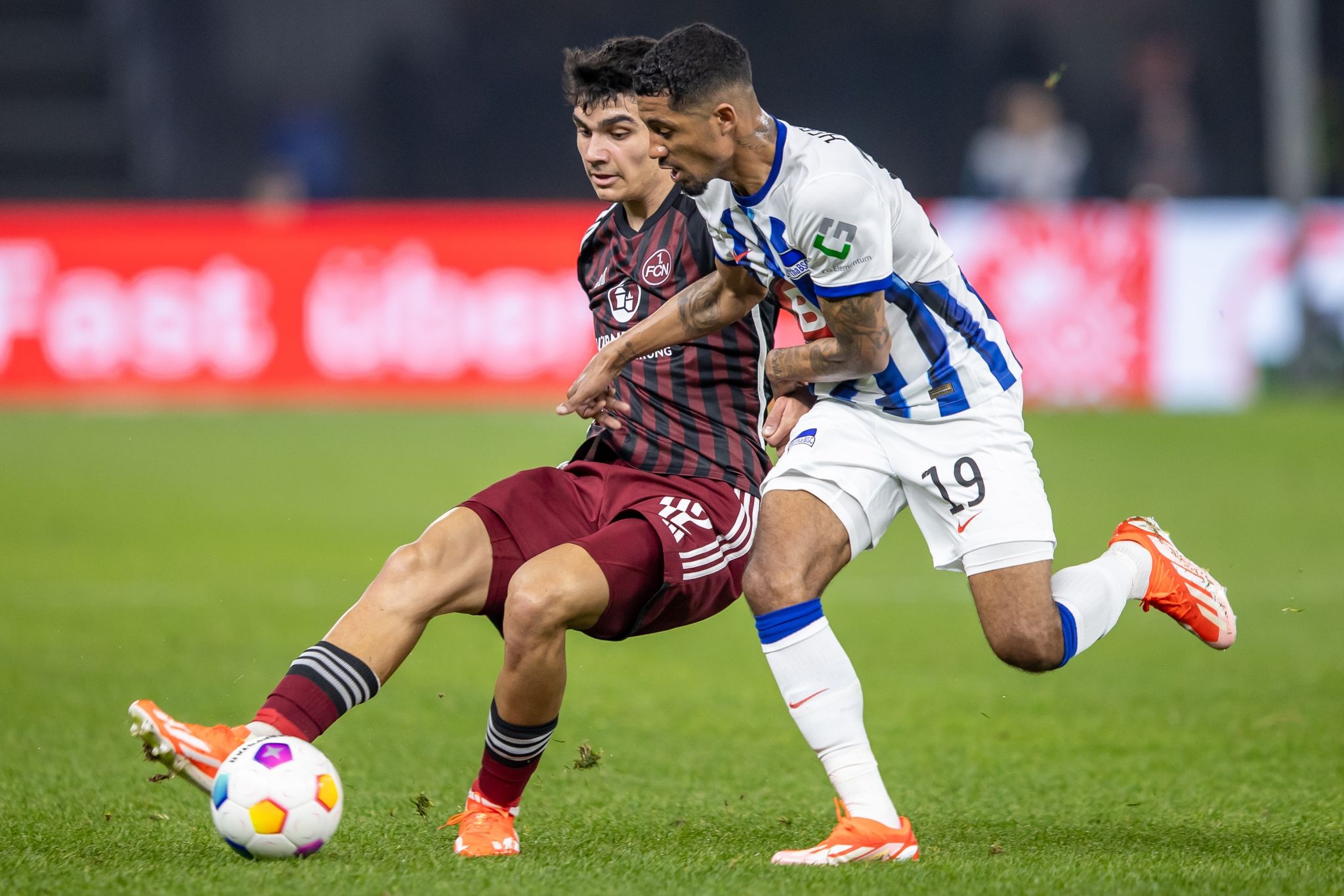 Torfestival in Berlin: Hertha und Nürnberg trennen sich 3:3