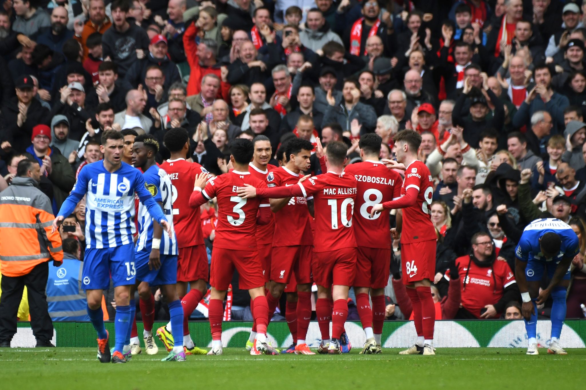 Liverpool neuer Spitzenreiter – City gegen Arsenal torlos