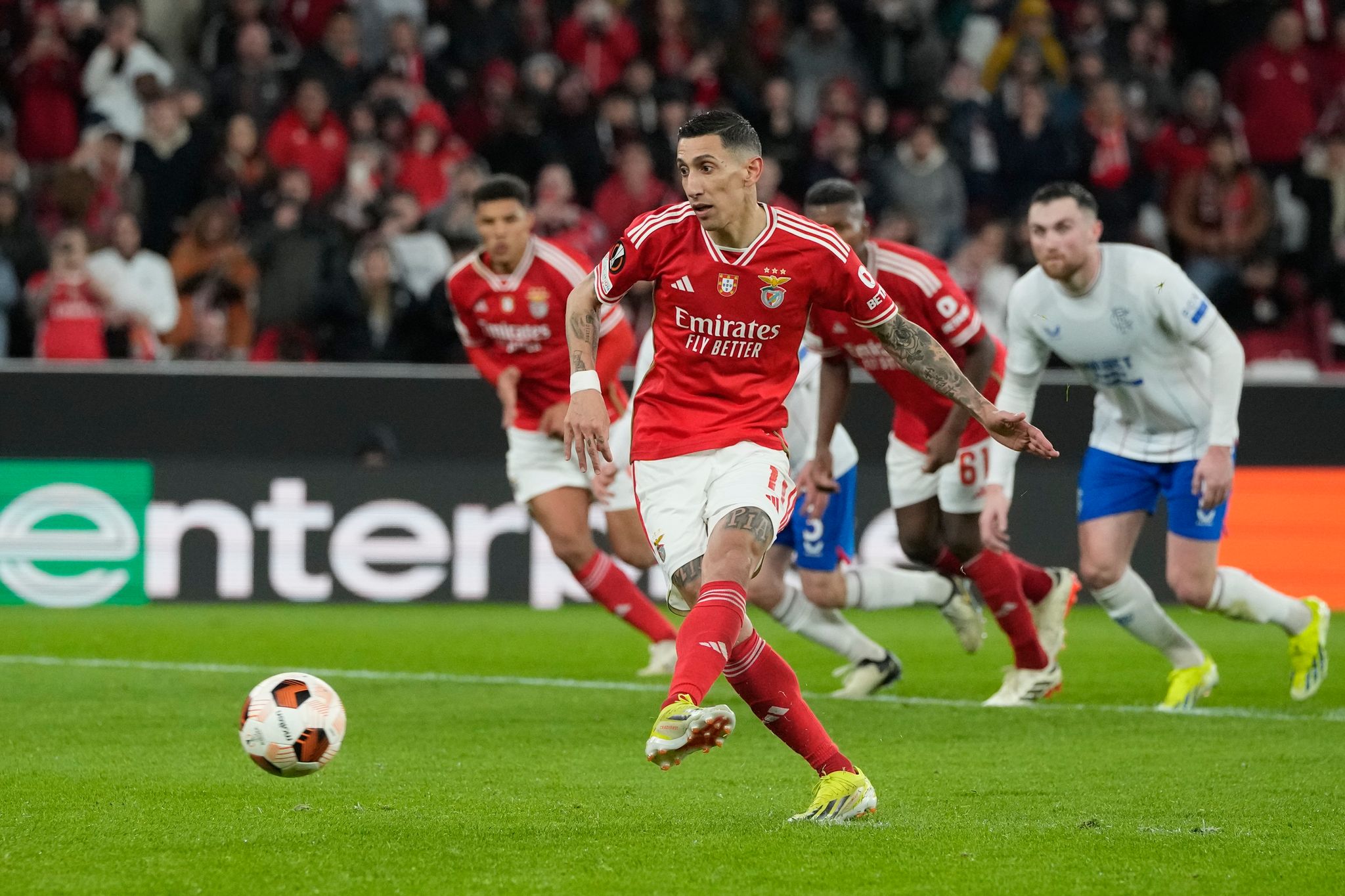 Schmidt würde Di María gerne bei Benfica Lissabon halten