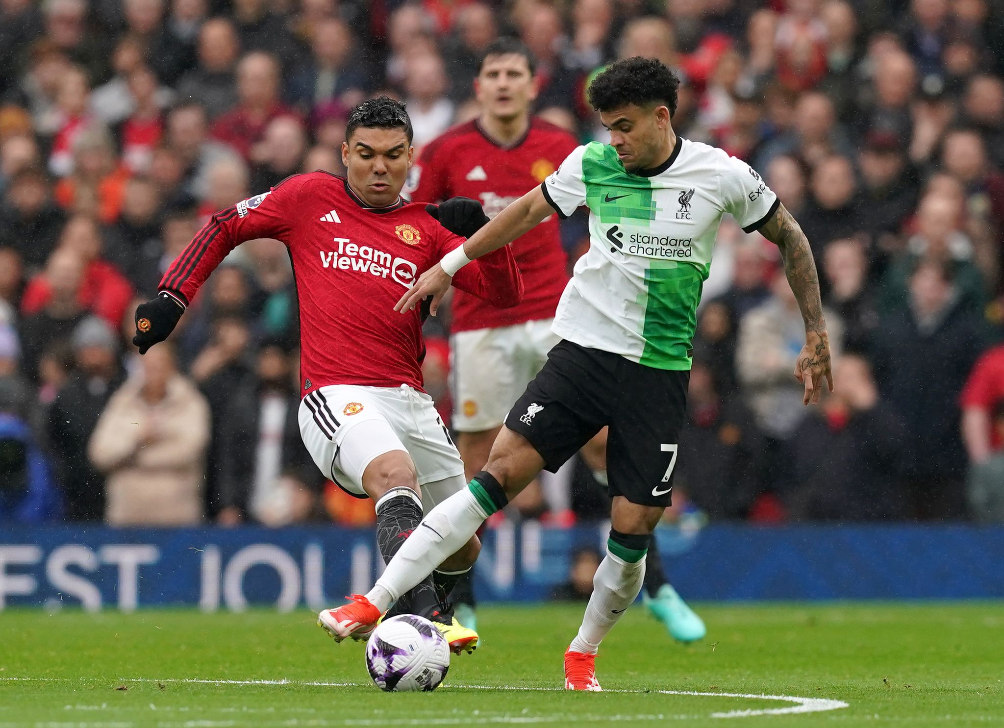 FC Liverpool verliert Tabellenführung an Arsenal