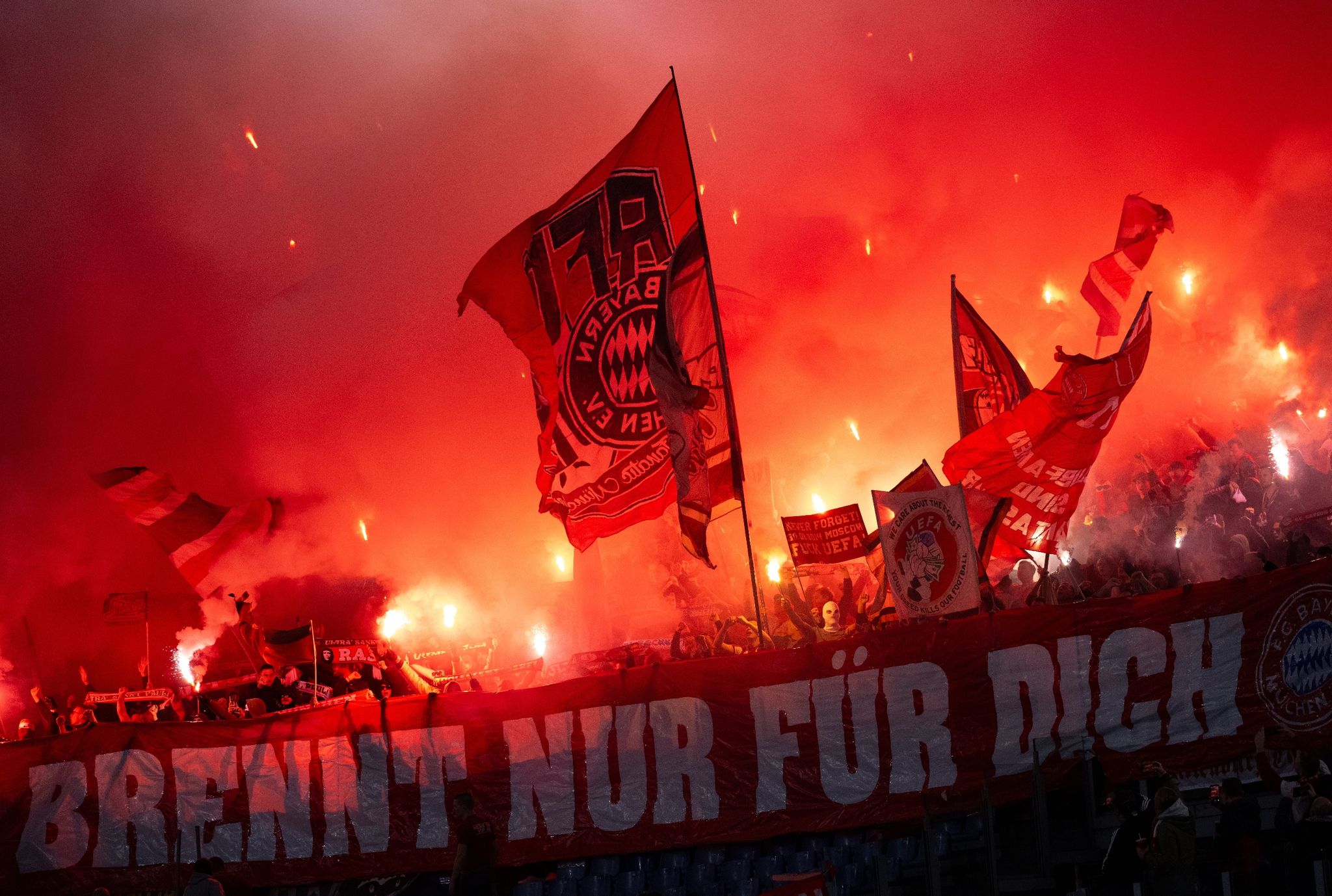 FC Bayern ohne laute Fan-Unterstützung in London