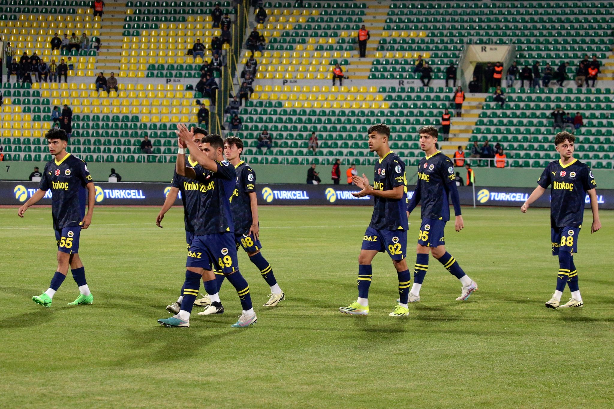 Fenerbahce und Verband nach Spielabbruch in der Kritik