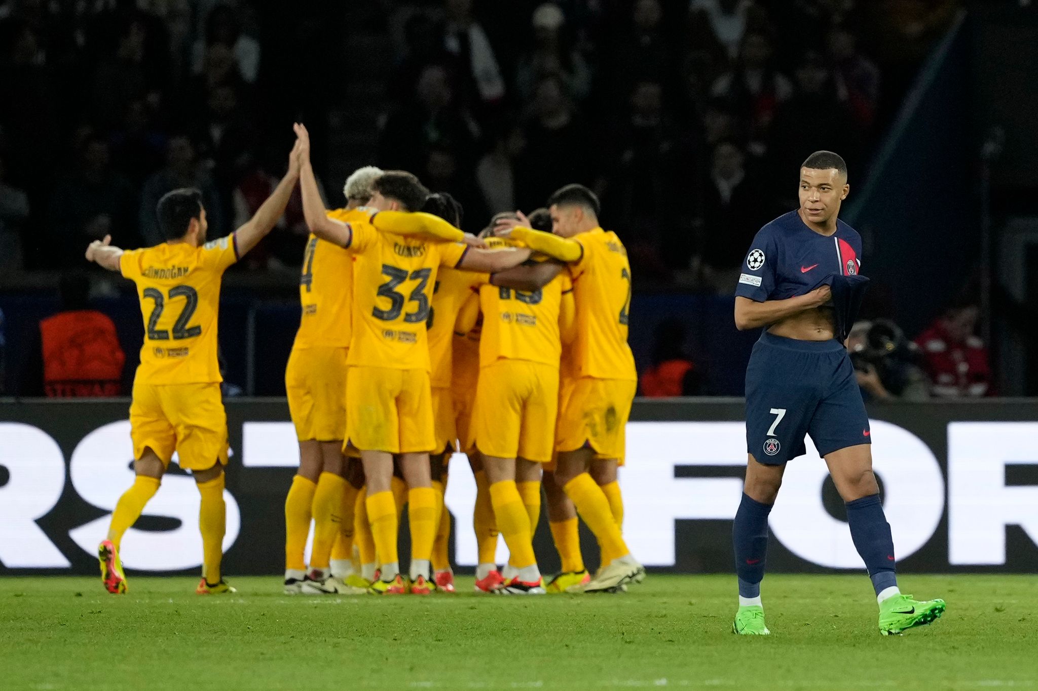 FC Barcelona siegt spektakulär bei PSG