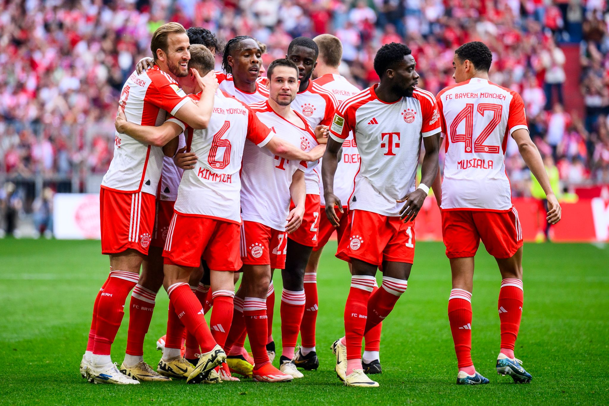 Bayern vertagt Entscheidung – Mainz siegt im Abstiegskampf