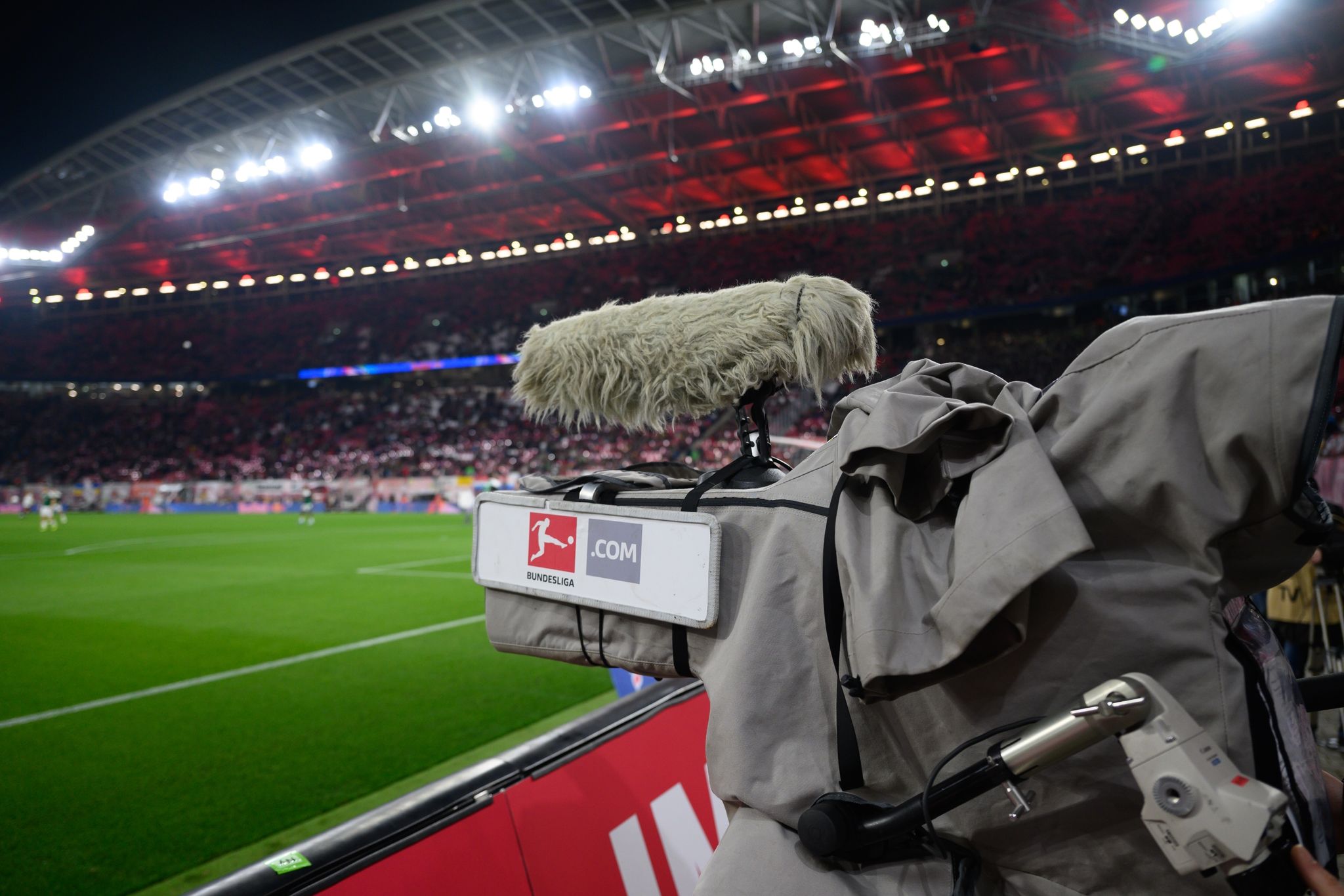 DFL-Krise nach Stopp der Auktion und Streit mit DAZN